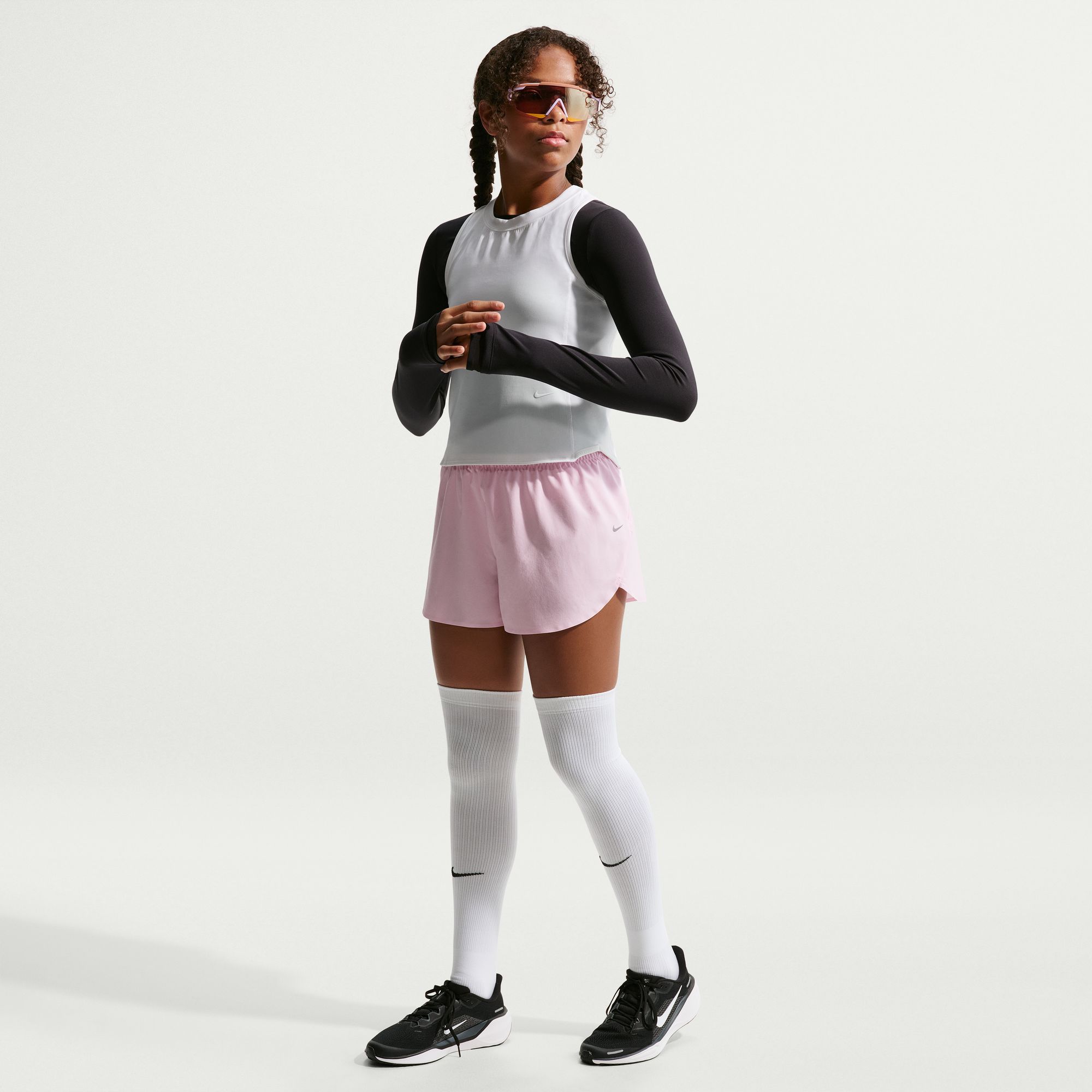 Nike Girls' MAVN Dri-FIT Woven 3" Shorts product image