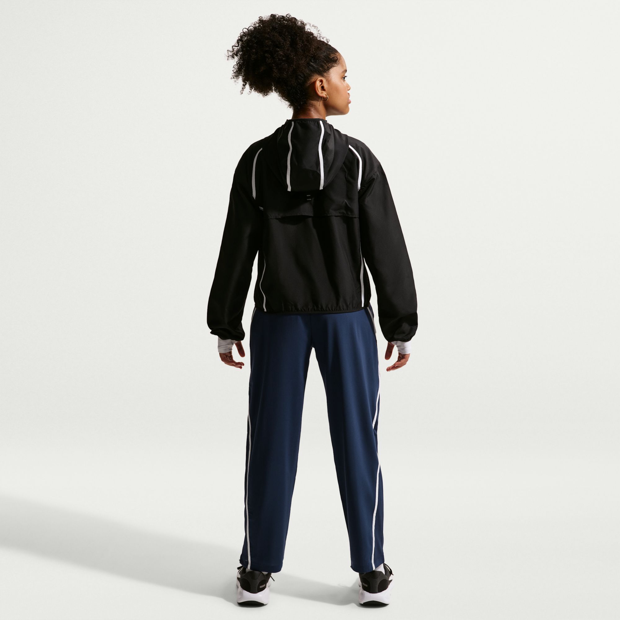 Nike Girls' Tempo Mid-Rise Woven 7/8 Pant product image