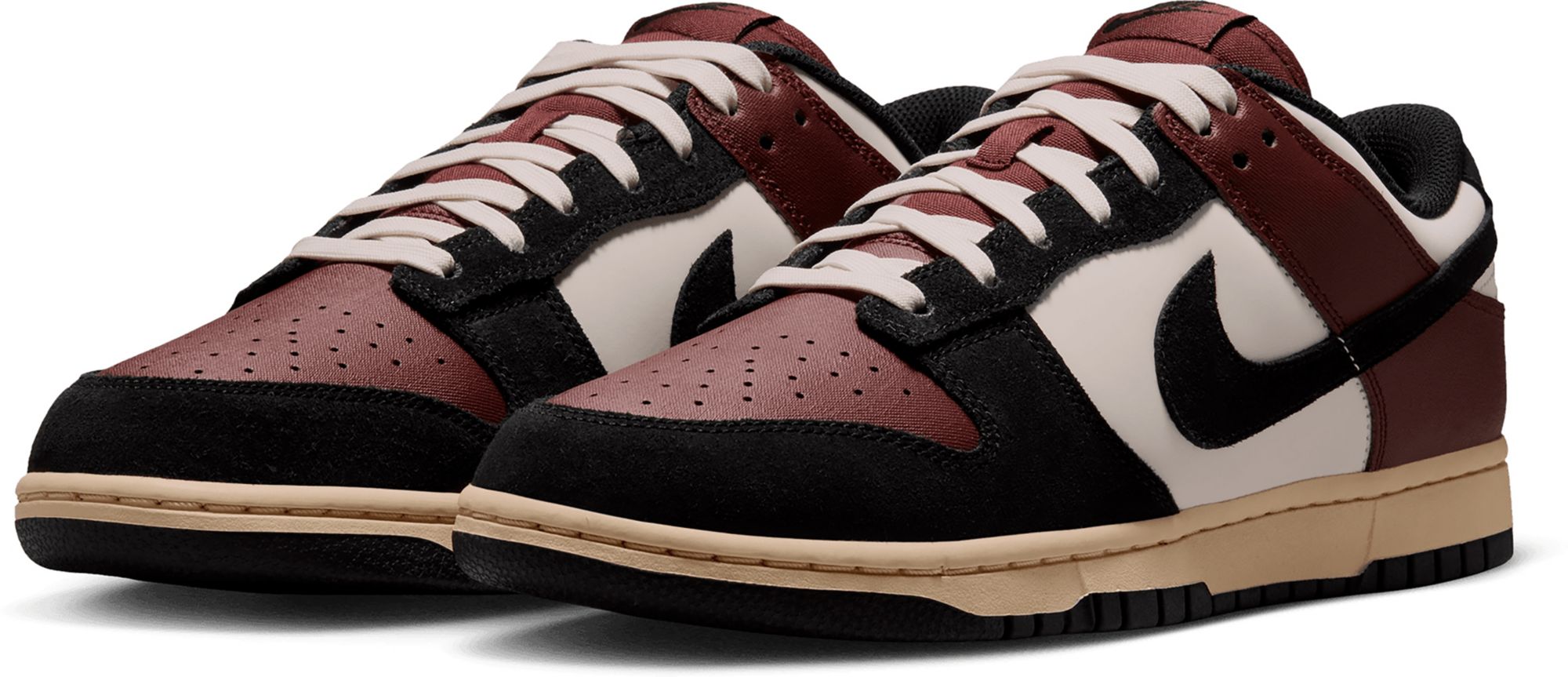 Nike Men's Dunk Low Shoes product image