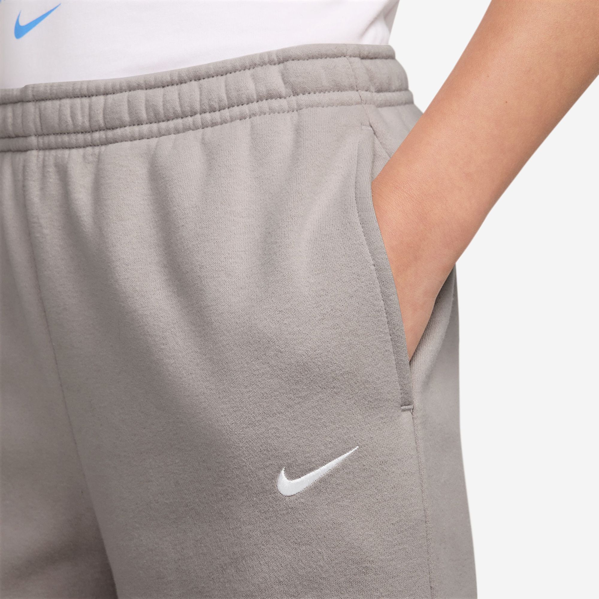 Nike Girls' Studio Fleece Open-Hem Pant product image