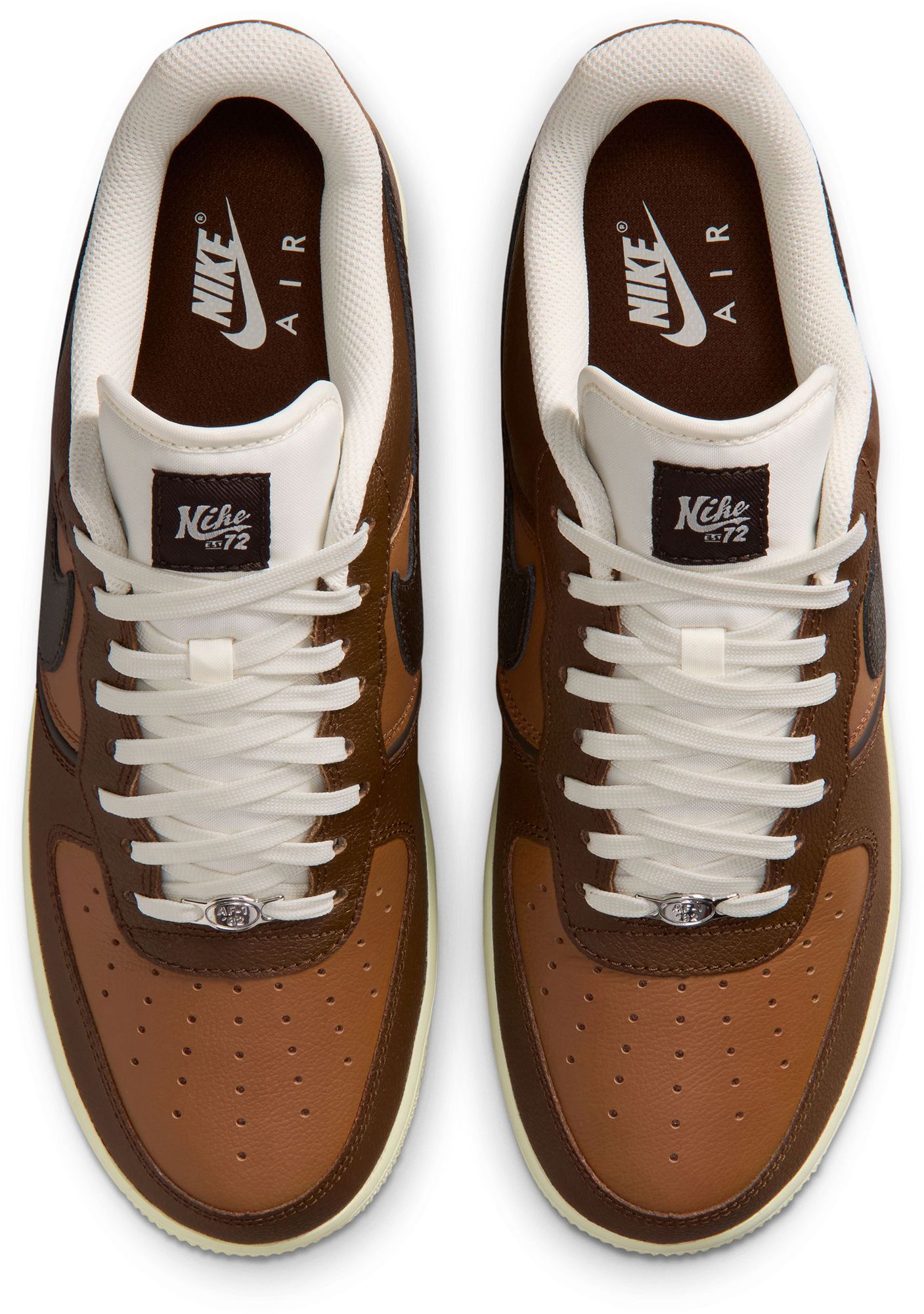 Nike Men's Air Force 1 '07 LV8 Shoes product image
