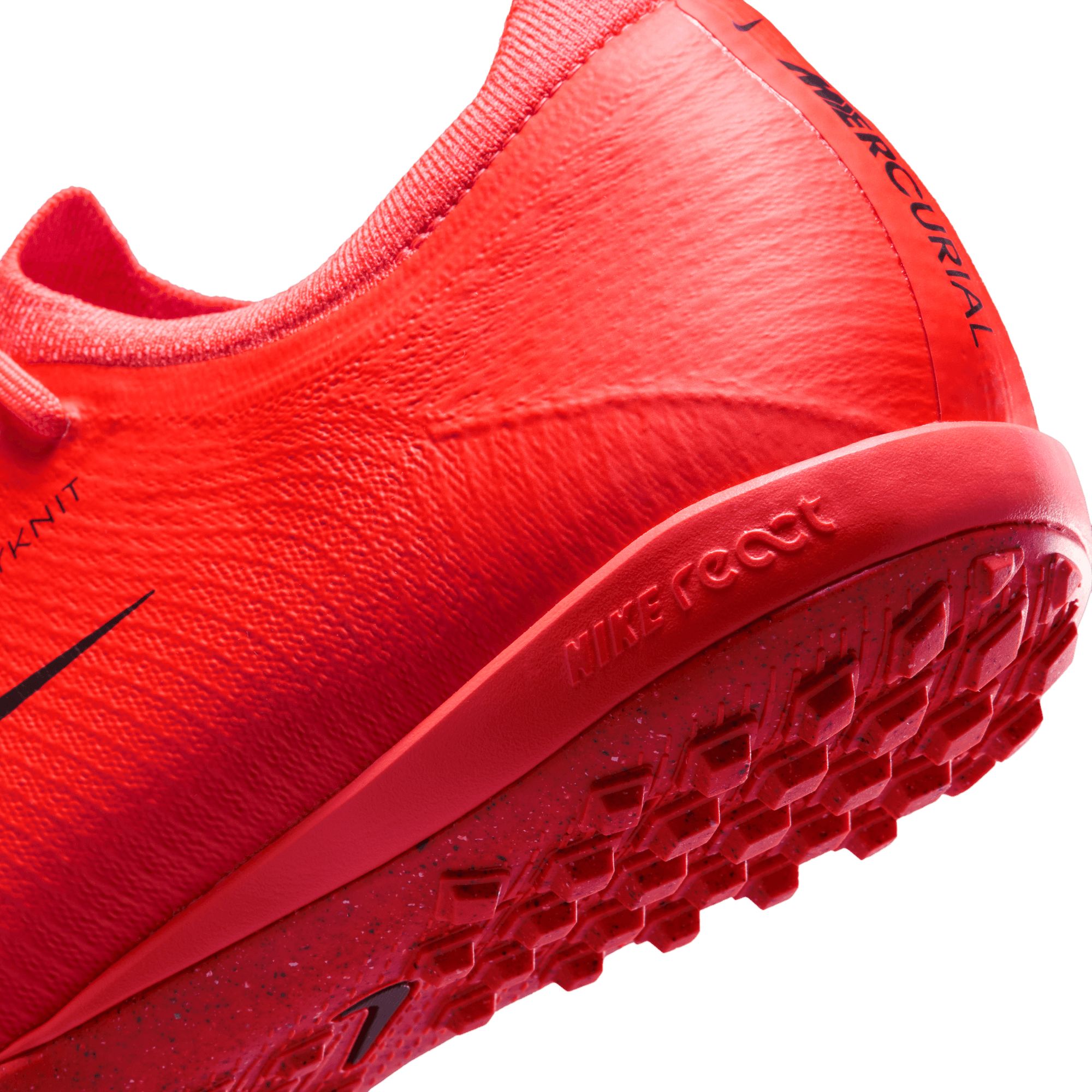 Nike Mercurial Vapor 17 Pro Turf Soccer Cleats product image