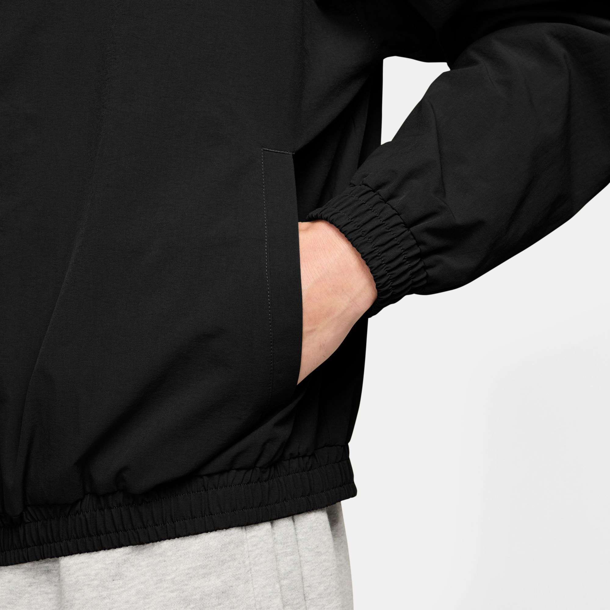 Nike Men's Standard Issue Nike Dri-FIT Woven Basketball Jacket product image