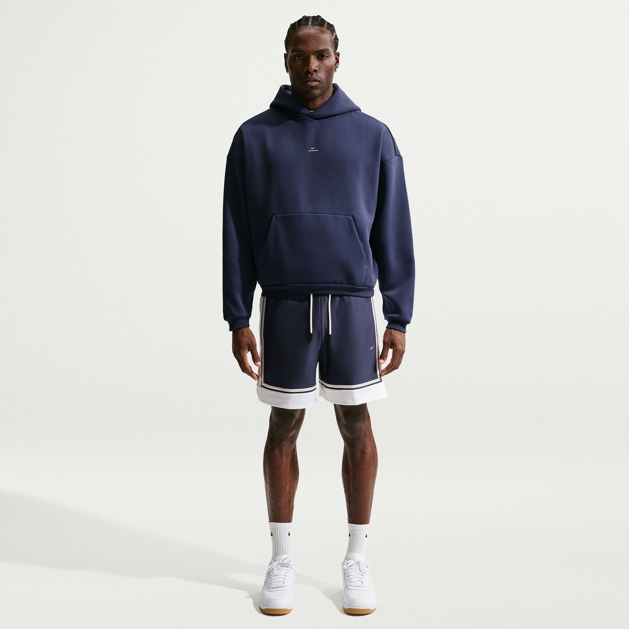 Nike Men's Therma-FIT Standard Issue Brushed Hoodie product image