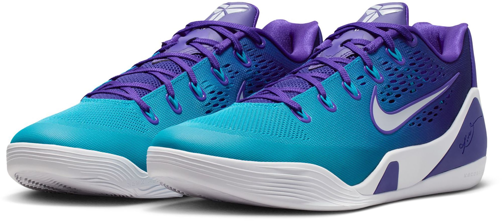 Nike Kobe 9 Elite Low Protro 'Charlotte' Basketball Shoes product image