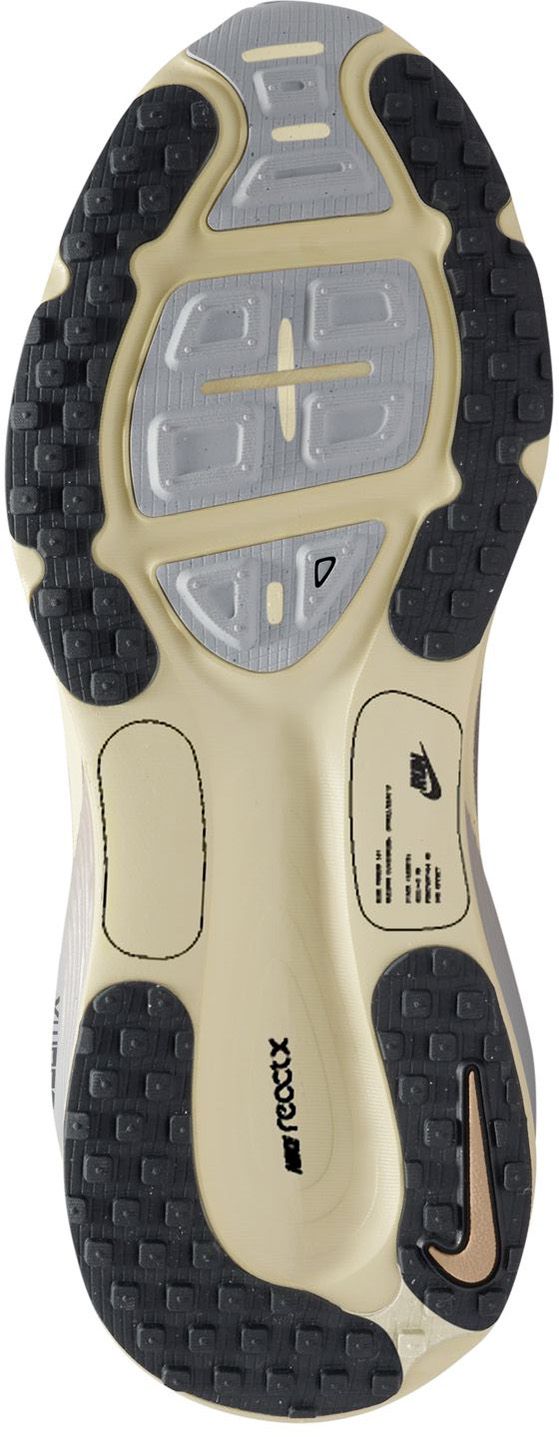 Nike Kids' Grade School Vomero 18 Running Shoes product image