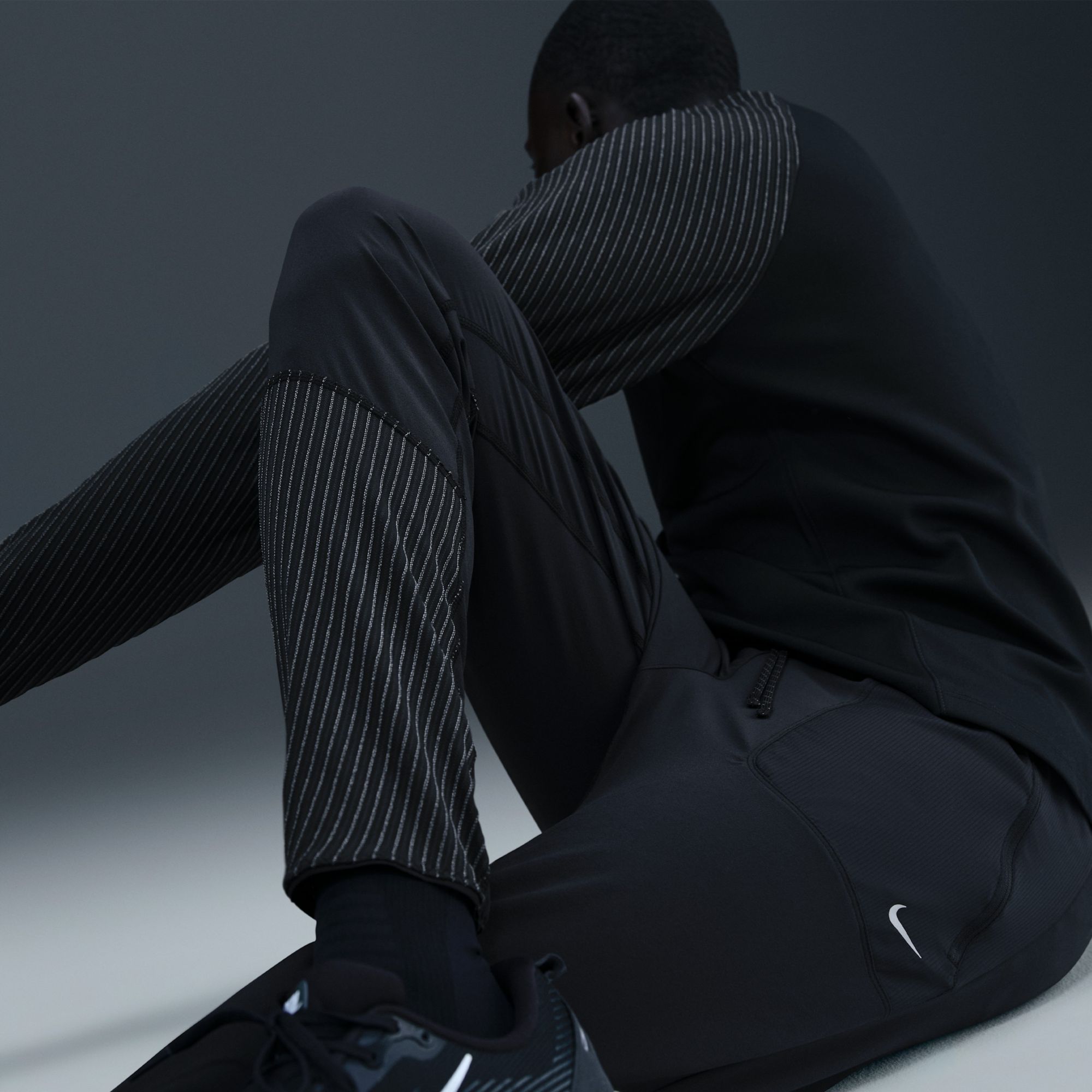 Nike Men's Dri-FIT Reflect Pants product image