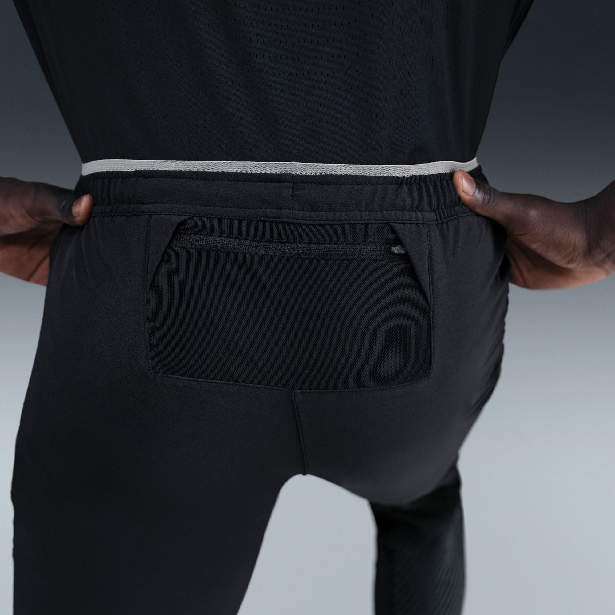 Nike Men's Dri-FIT Reflect Pants product image