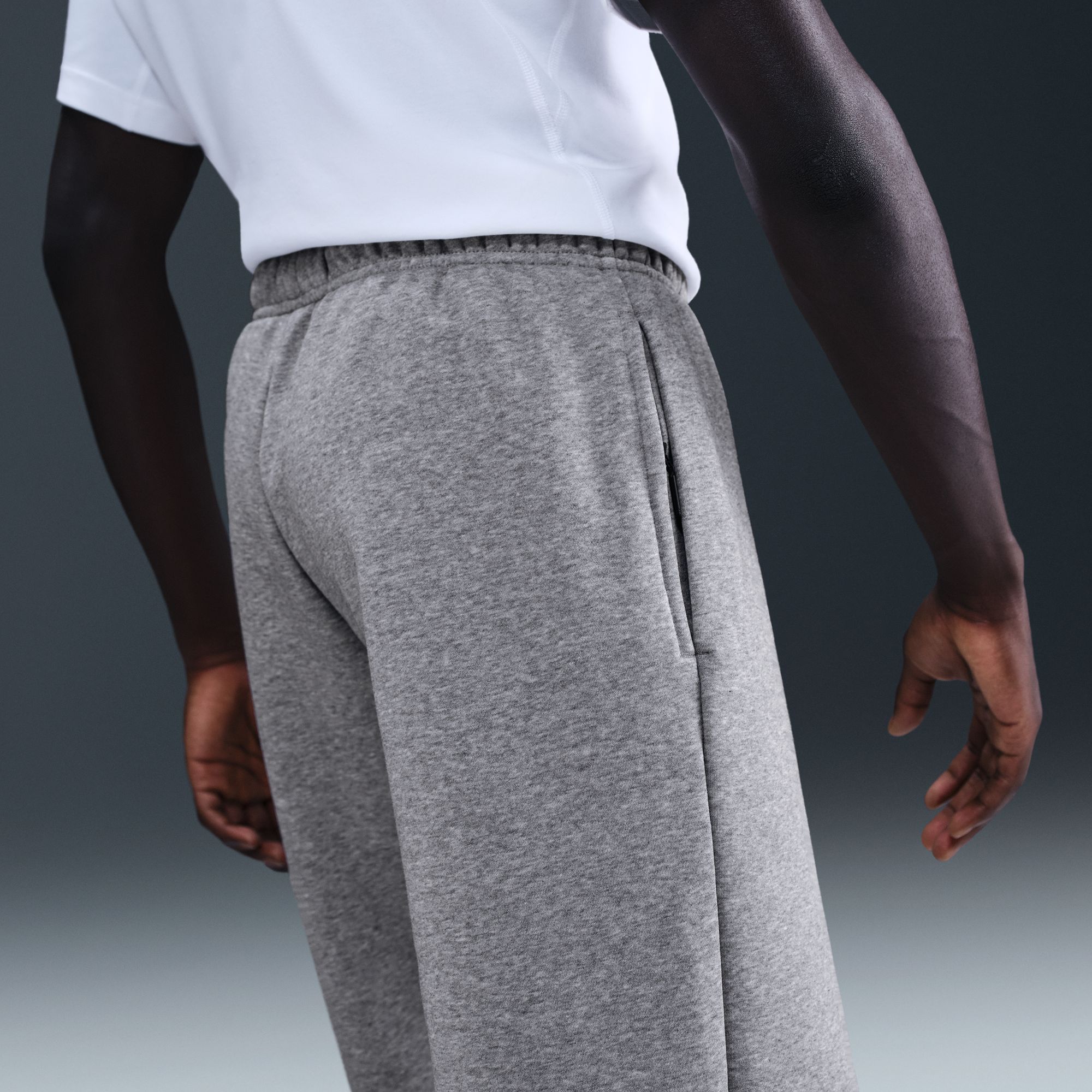 Nike Men's Therma-FIT Standard Issue Brushed Open Hem Pants product image