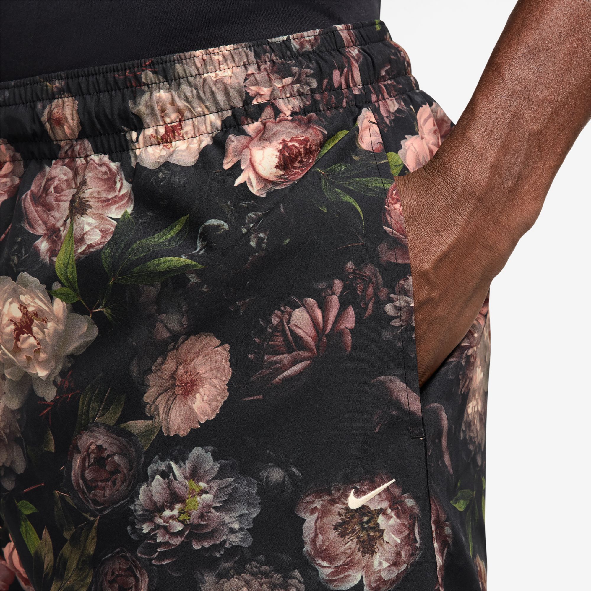 Nike Men's Dri-FIT Standard Issue Roses 5'' Mesh Basketball Practice Short product image