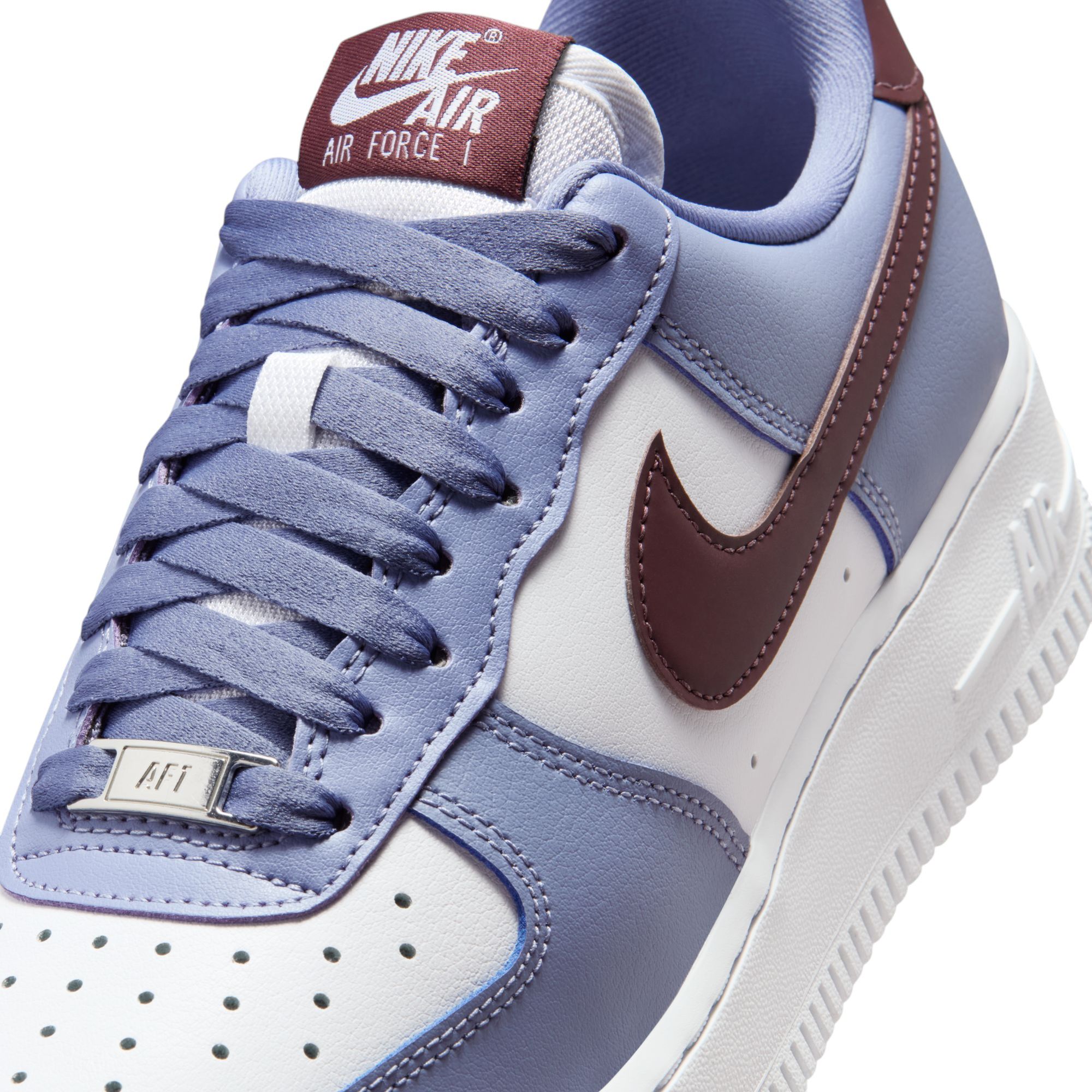 Nike Women's Air Force 1 '07 Shoes product image