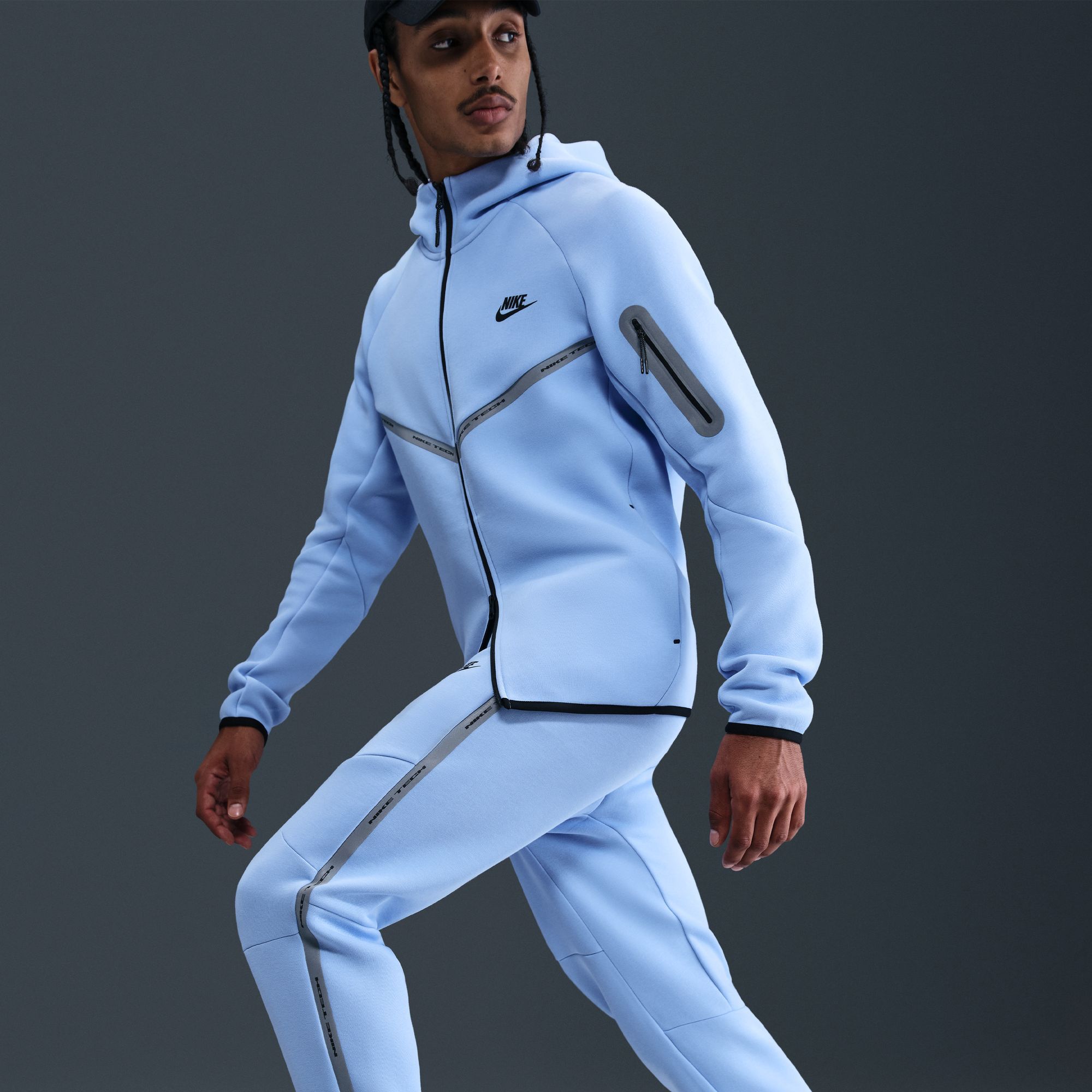 Nike Men's Tech Fleece Reflective Jogger Pants product image