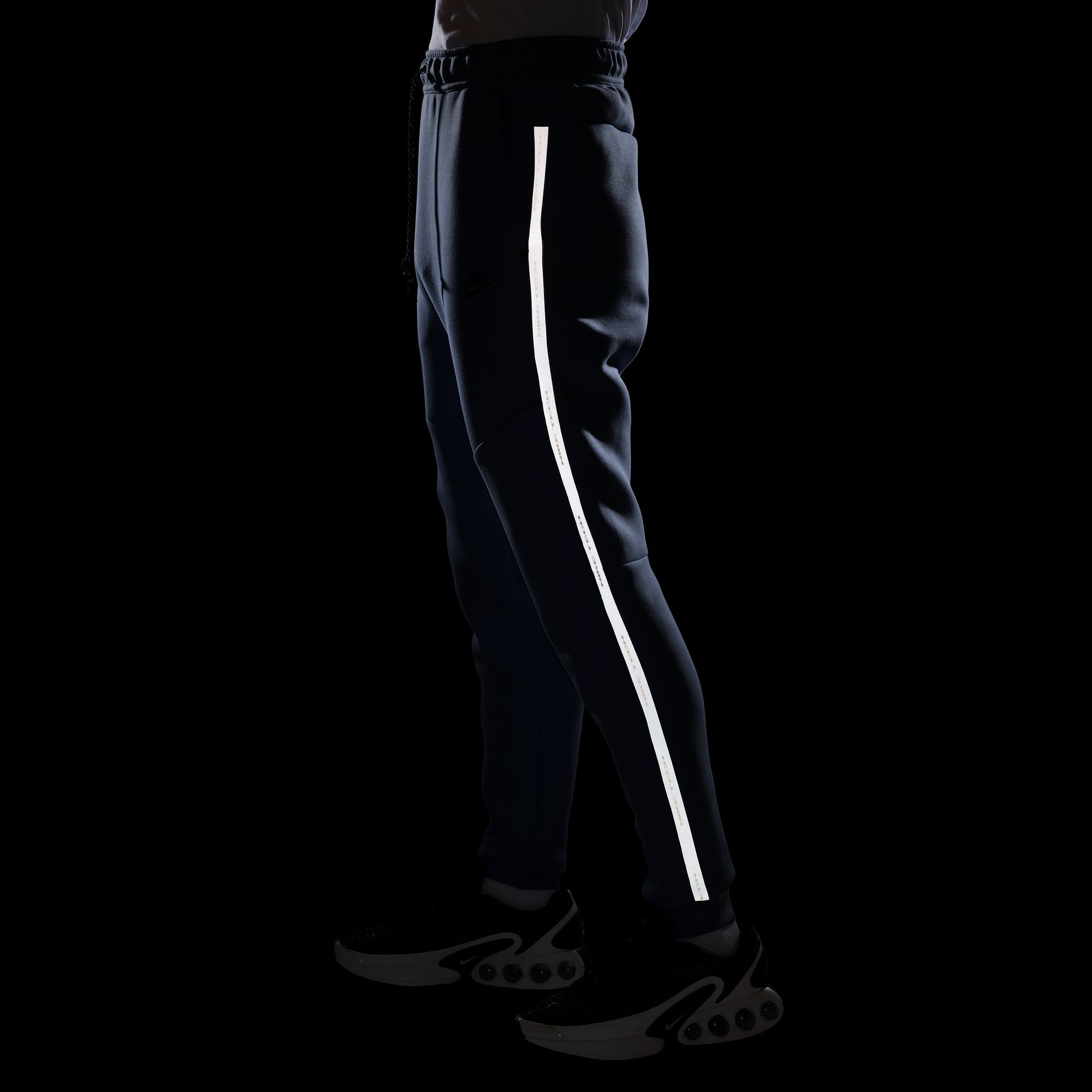 Nike Men's Tech Fleece Reflective Jogger Pants product image