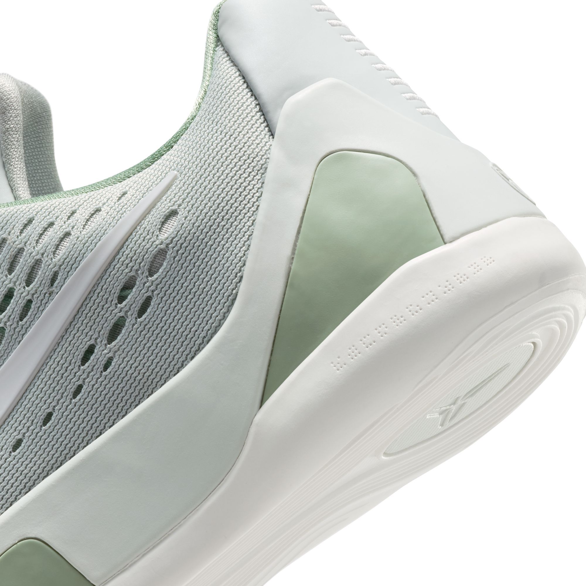 Nike Kids' Grade School Kobe 9 Low EM 'Silver' Basketball Shoes product image