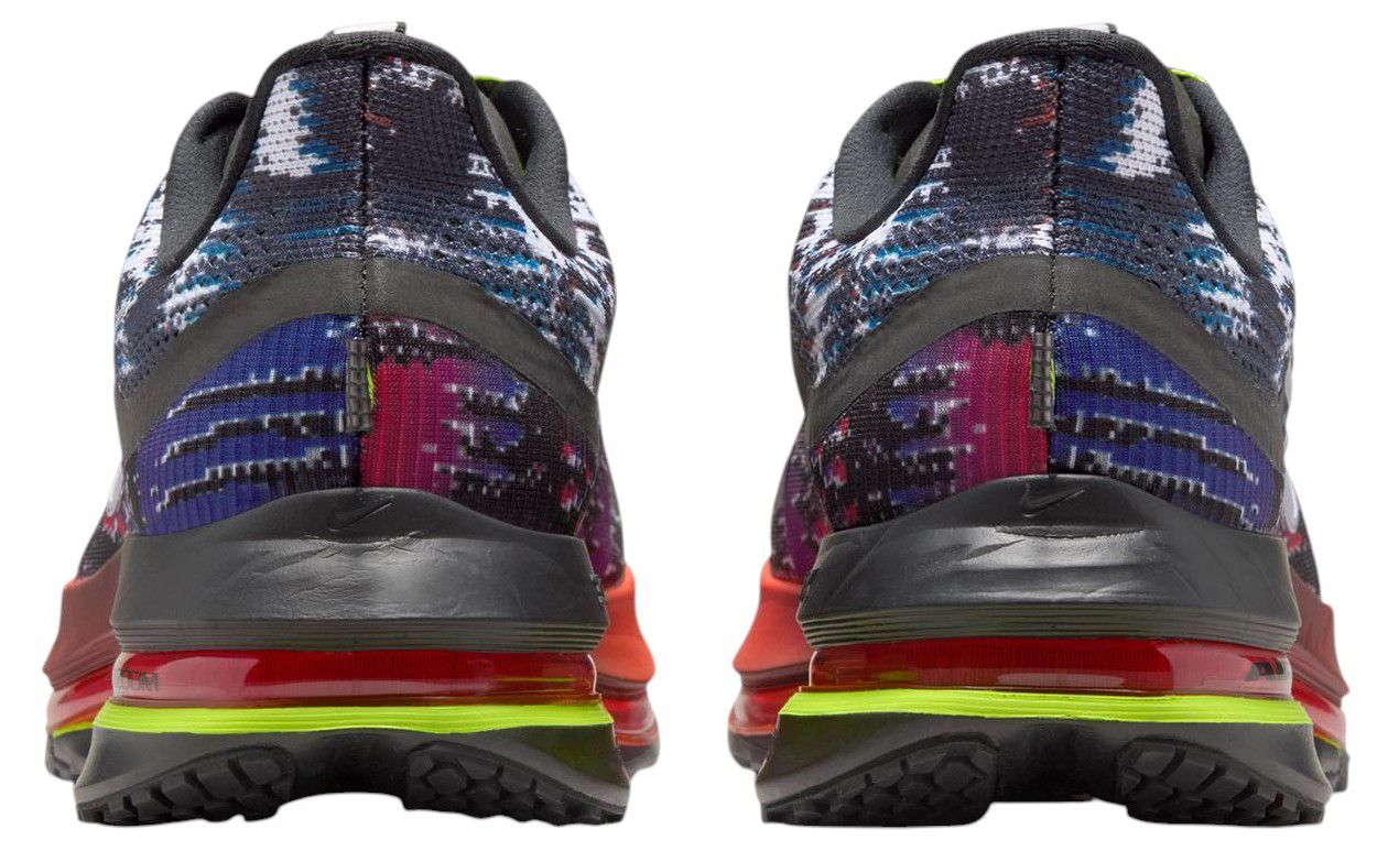 Nike Men's Pegasus Premium Running Shoes product image