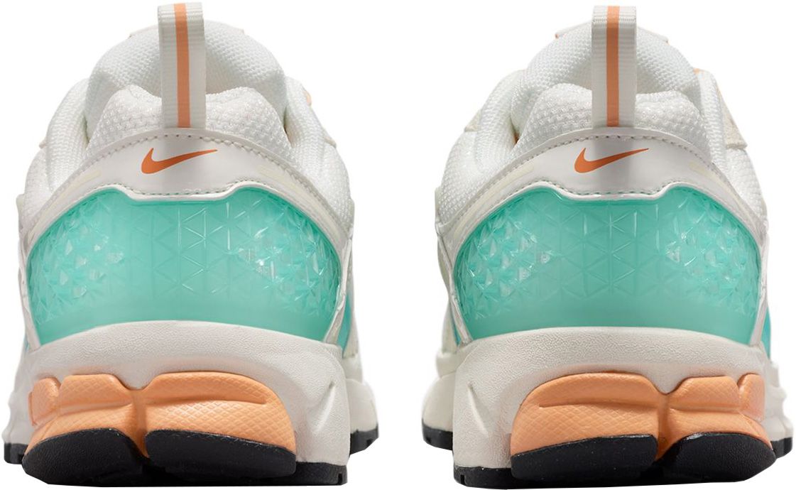 Nike Kids' Grade School Vomero 5 Shoes product image
