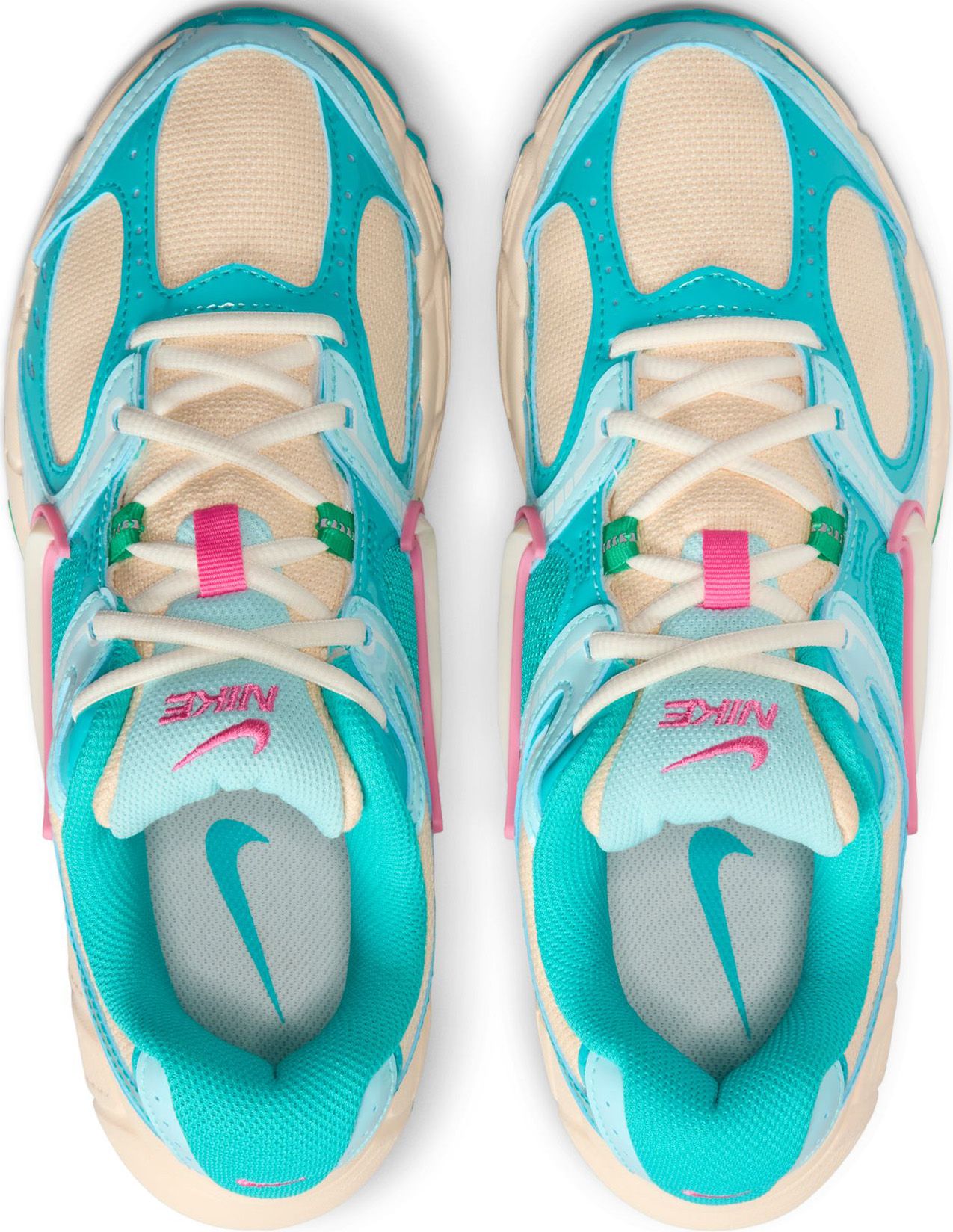 Nike Women's V5 RNR Shoes product image