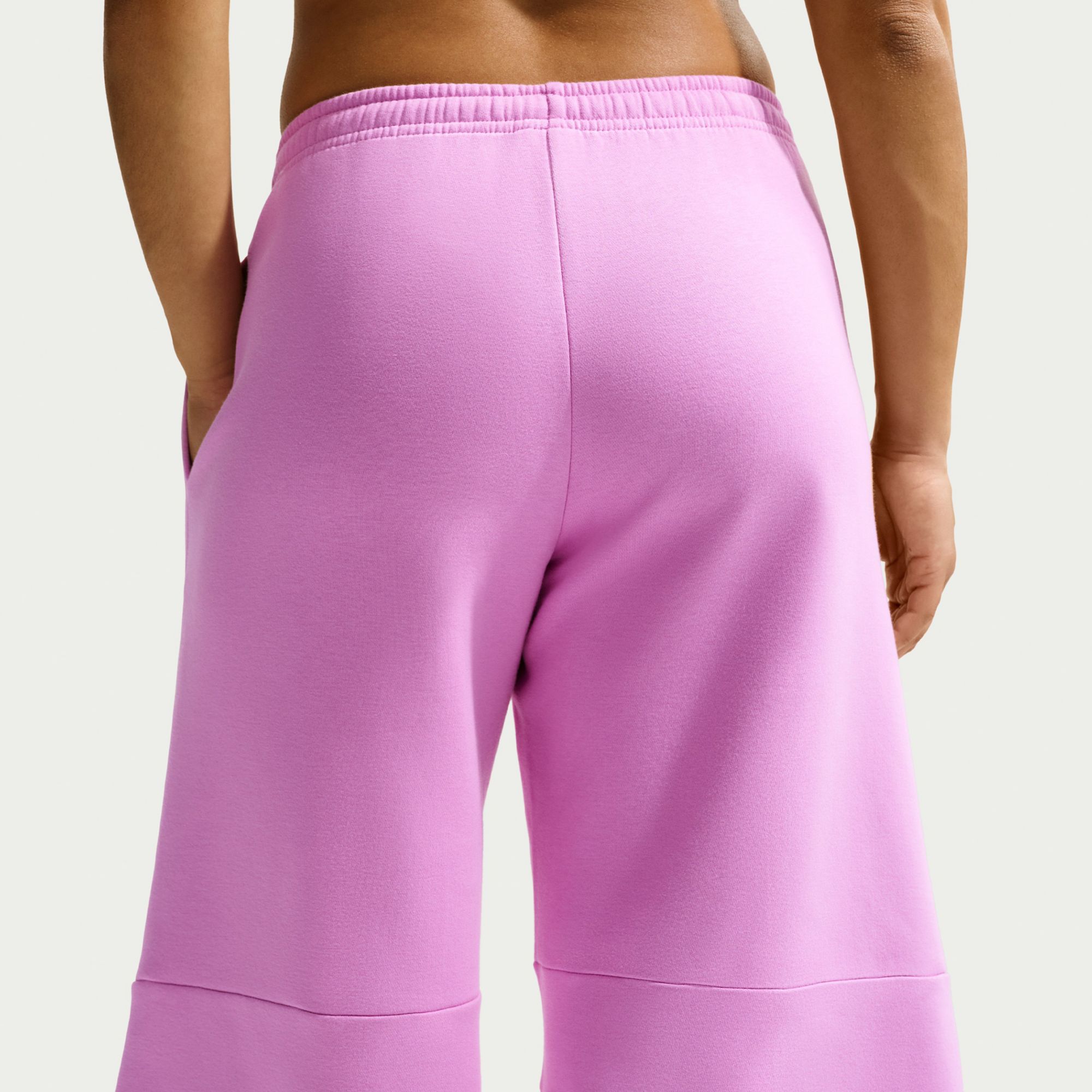 Nike Women's Sportswear Phoenix Fleece Loose Mid-Rise Barrel Pants product image