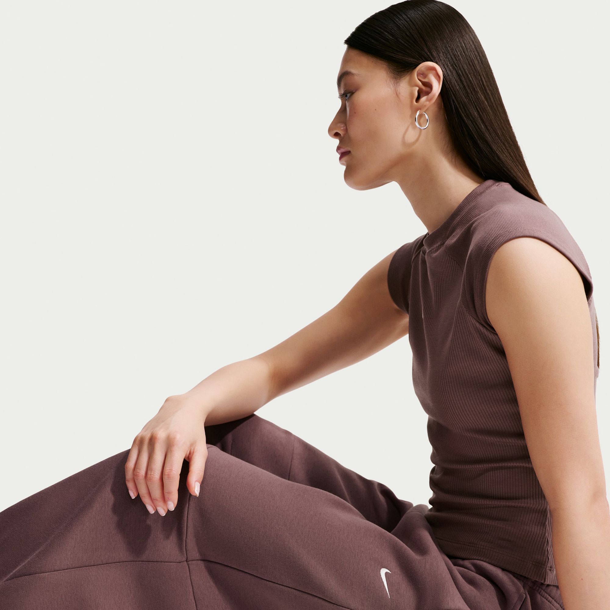 Nike Women's Sportswear Phoenix Fleece Loose Mid-Rise Barrel Pants product image