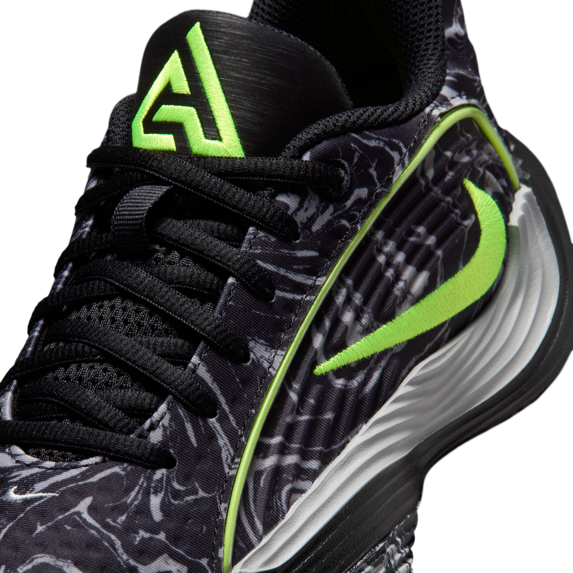 Nike Kids' Grade School Immortality 5 Basketball Shoes product image