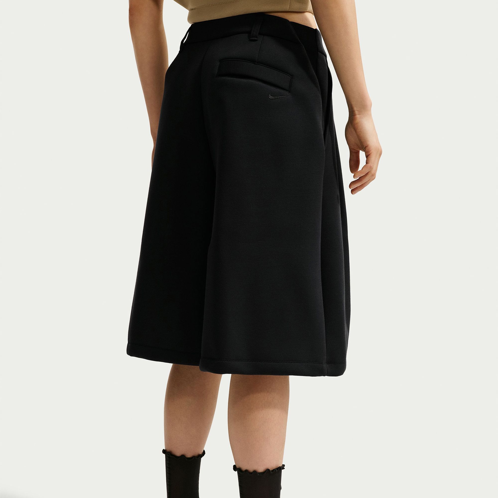 Nike Women's Pregame Fleece Oversized Mid-Rise Shorts product image