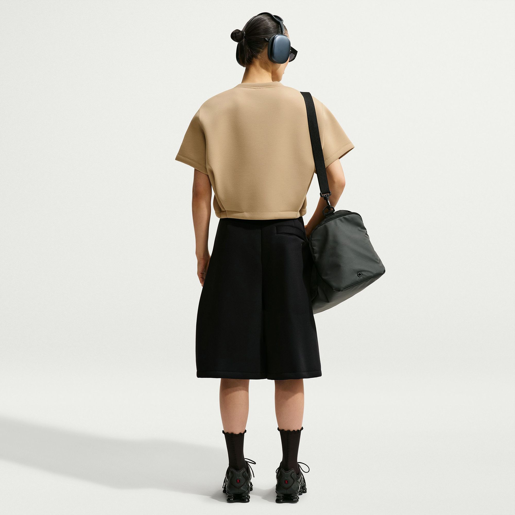 Nike Women's Pregame Fleece Oversized Mid-Rise Shorts product image