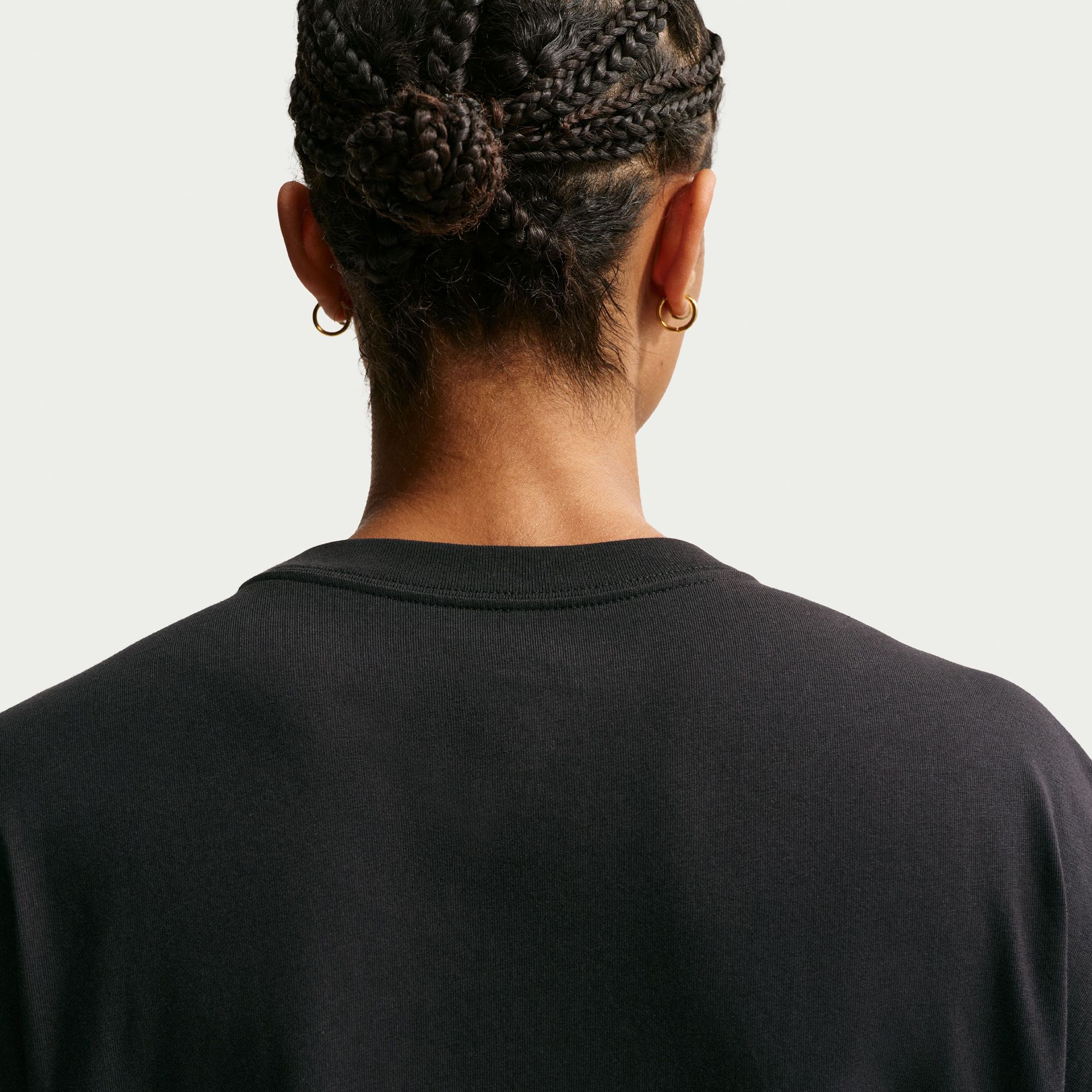 Nike Women's Long-Sleeve Basketball T-Shirt product image