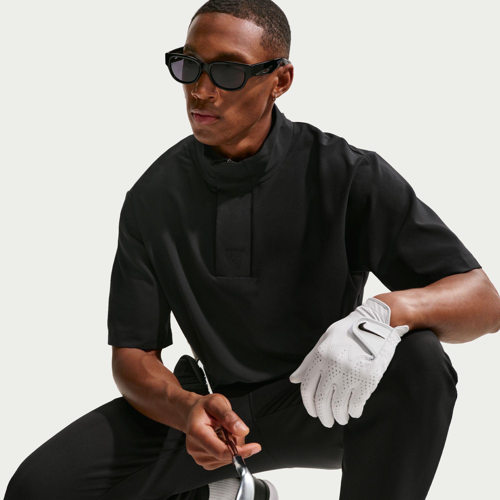 Nike Men's Tailored Performance Dri-FIT Loose Short Sleeve Golf Wind Shirt product image