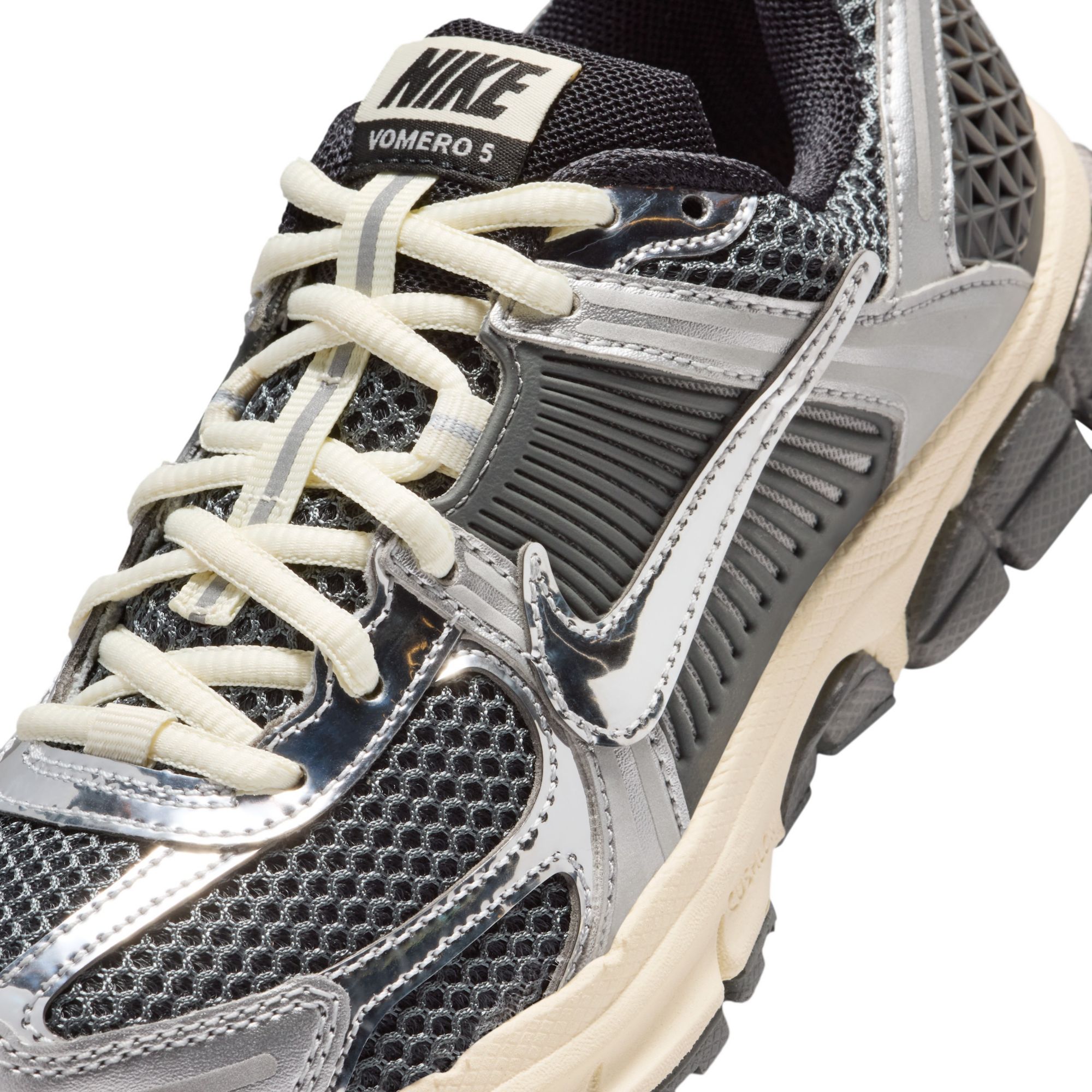 Nike Kids' Grade School Vomero 5 Shoes product image