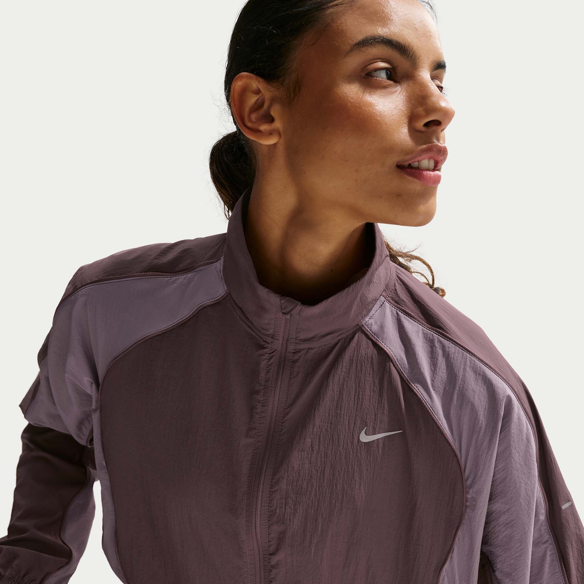 Nike Women's Swift Repel UV Protection Running Jacket product image