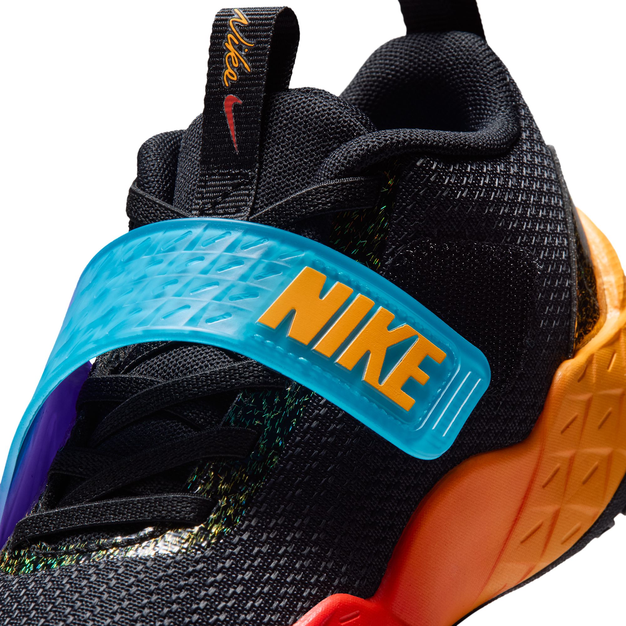 Nike Kids' Preschool Hustle D12 Basketball Shoes product image