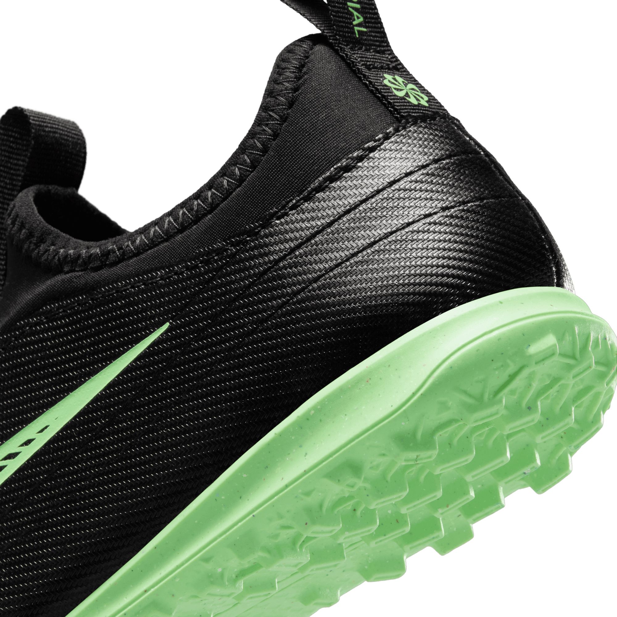 Nike Kids' Preschool Mercurial Vapor 17 Club Turf Soccer Cleats product image
