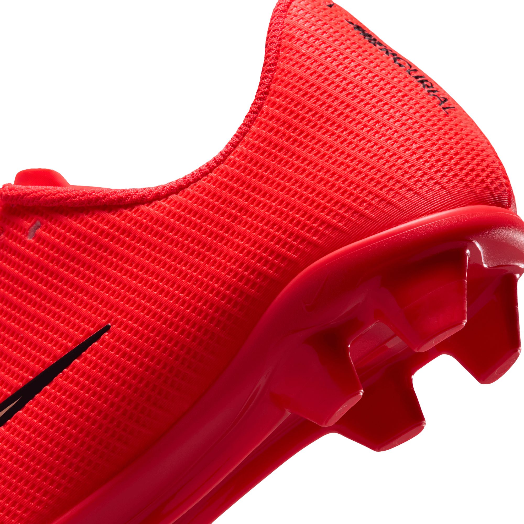 Nike Kids' Mercurial Vapor 17 Club FG Soccer Cleats product image