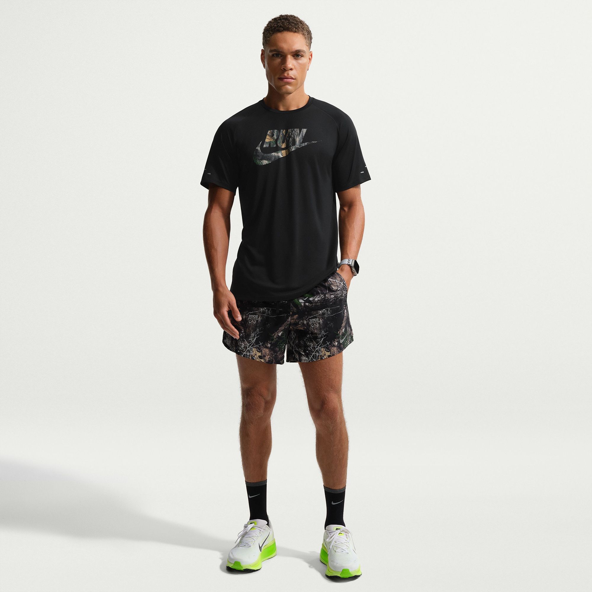 Nike Men's Dri-FIT Realtree 5" Brief-Lined Shorts product image