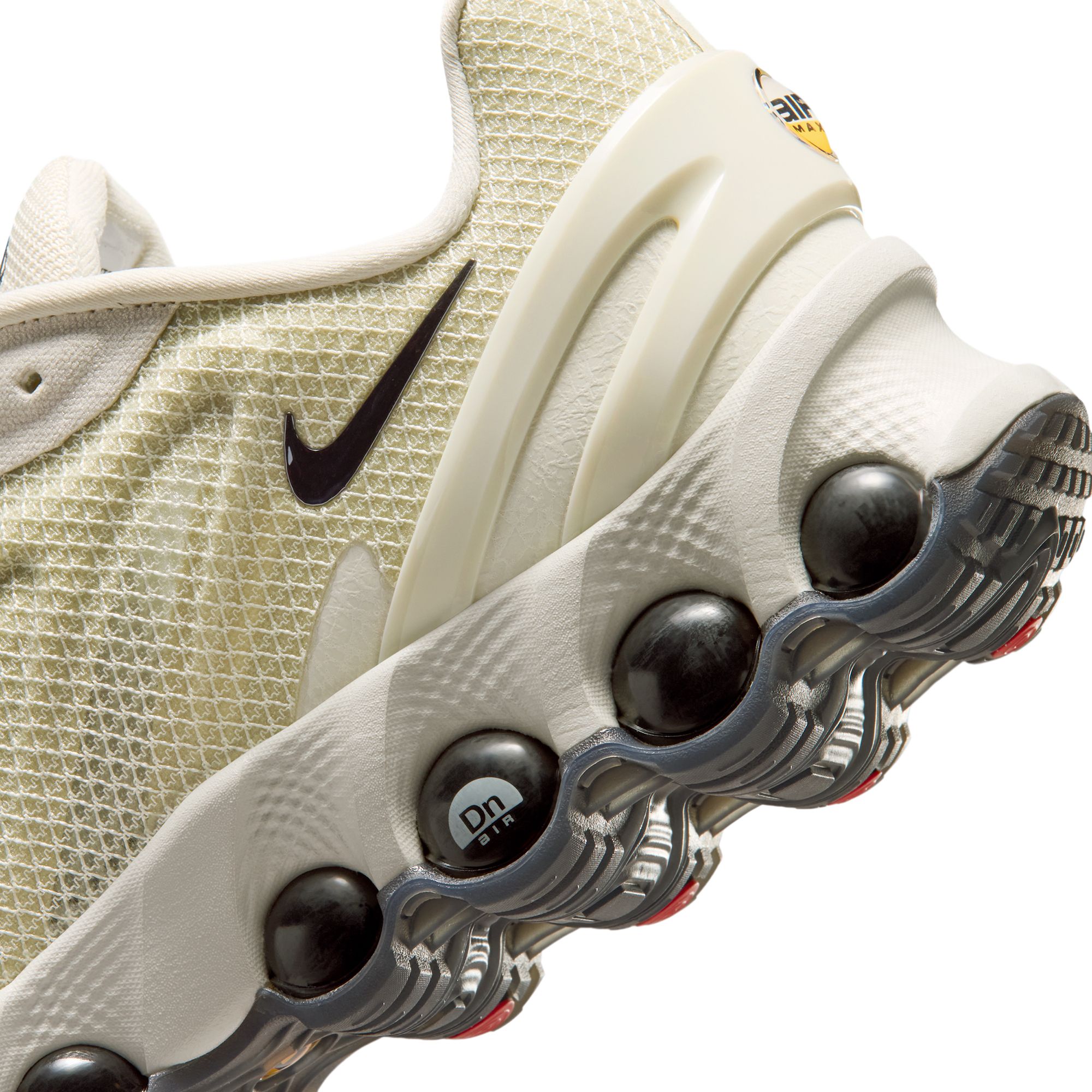 Nike Men's Air Max Dn8 Shoes product image