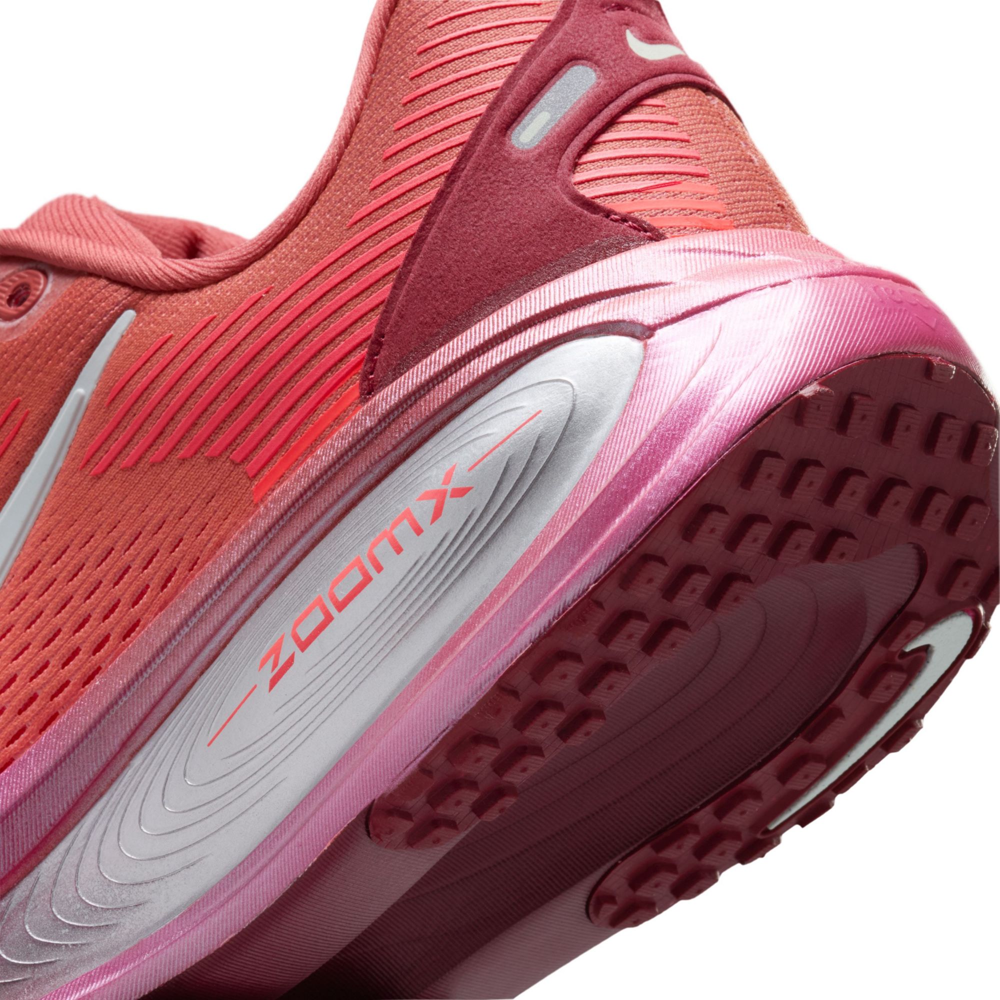 Nike Women's Vomero 18 Running Shoes product image