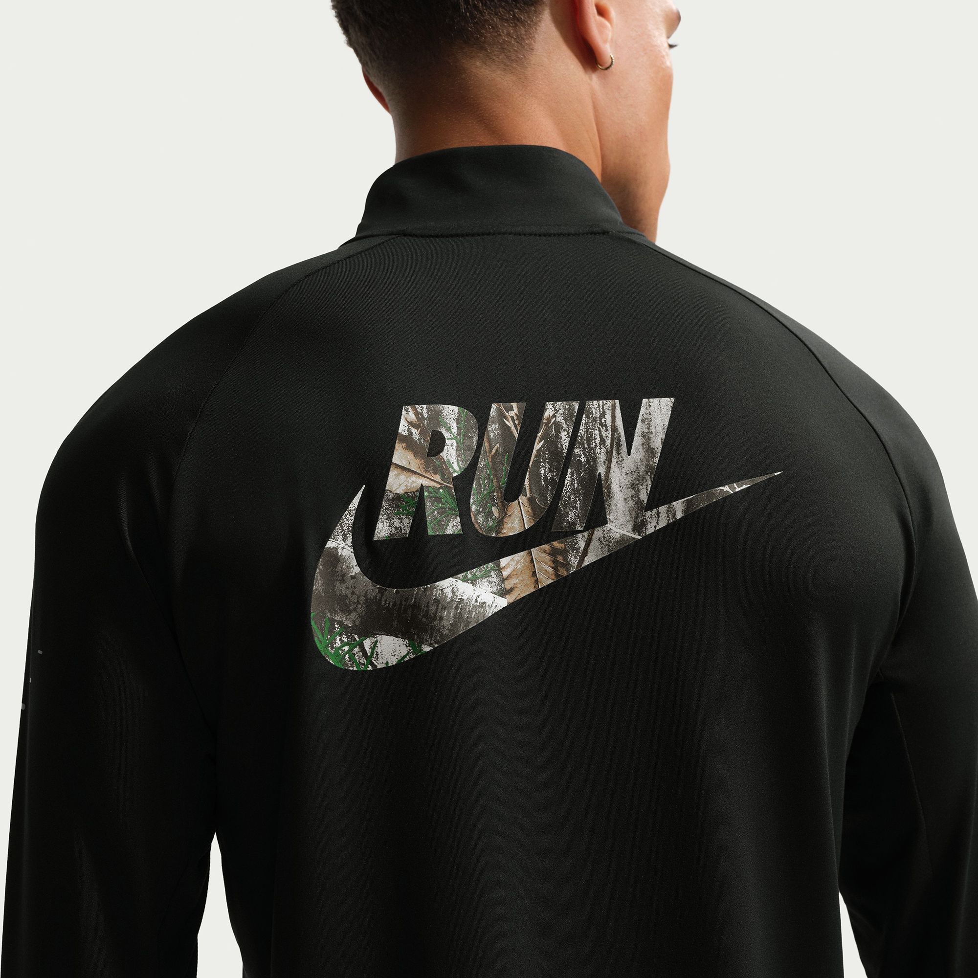 Nike Men's Dri-FIT Stride Realtree 1/2 Zip Midlayer Shirt product image