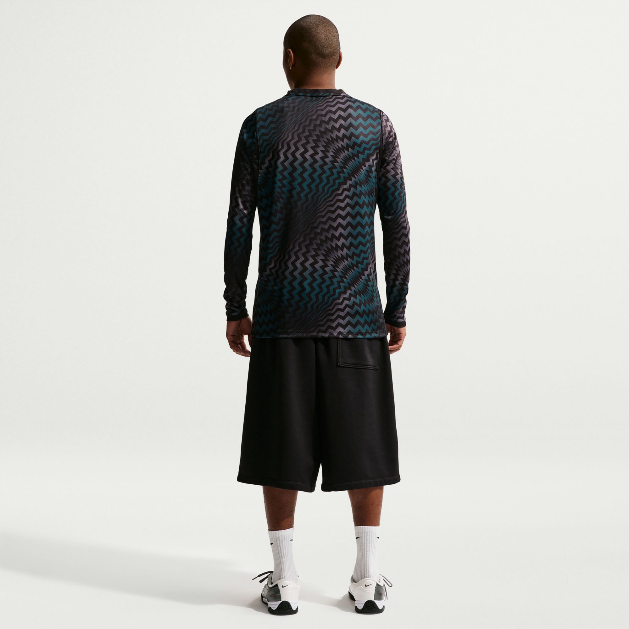 Nike Adult Paris Saint-Germain FC Black 2026 Home Goalkeeper Jersey product image