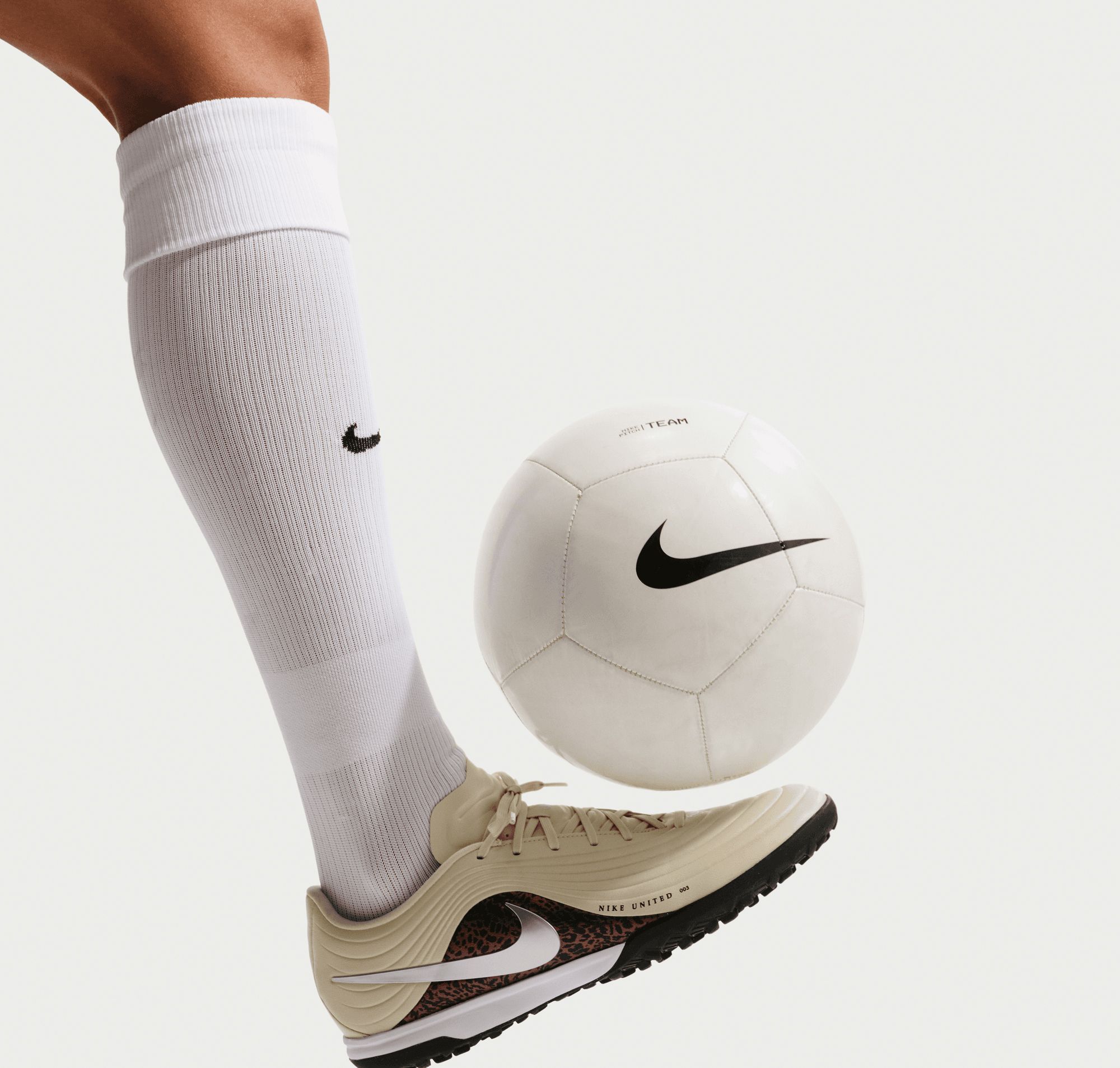 Nike United Tiempo Maestro Academy Turf Soccer Cleats product image