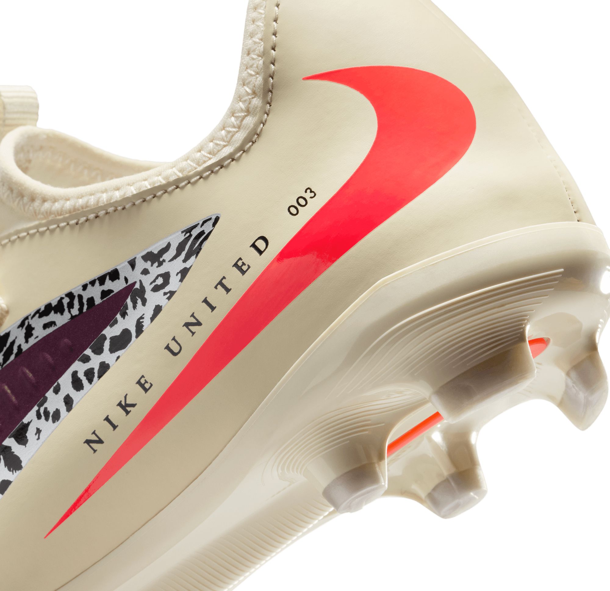 Nike Kids' United Phantom 6 Academy FG Soccer Cleats product image