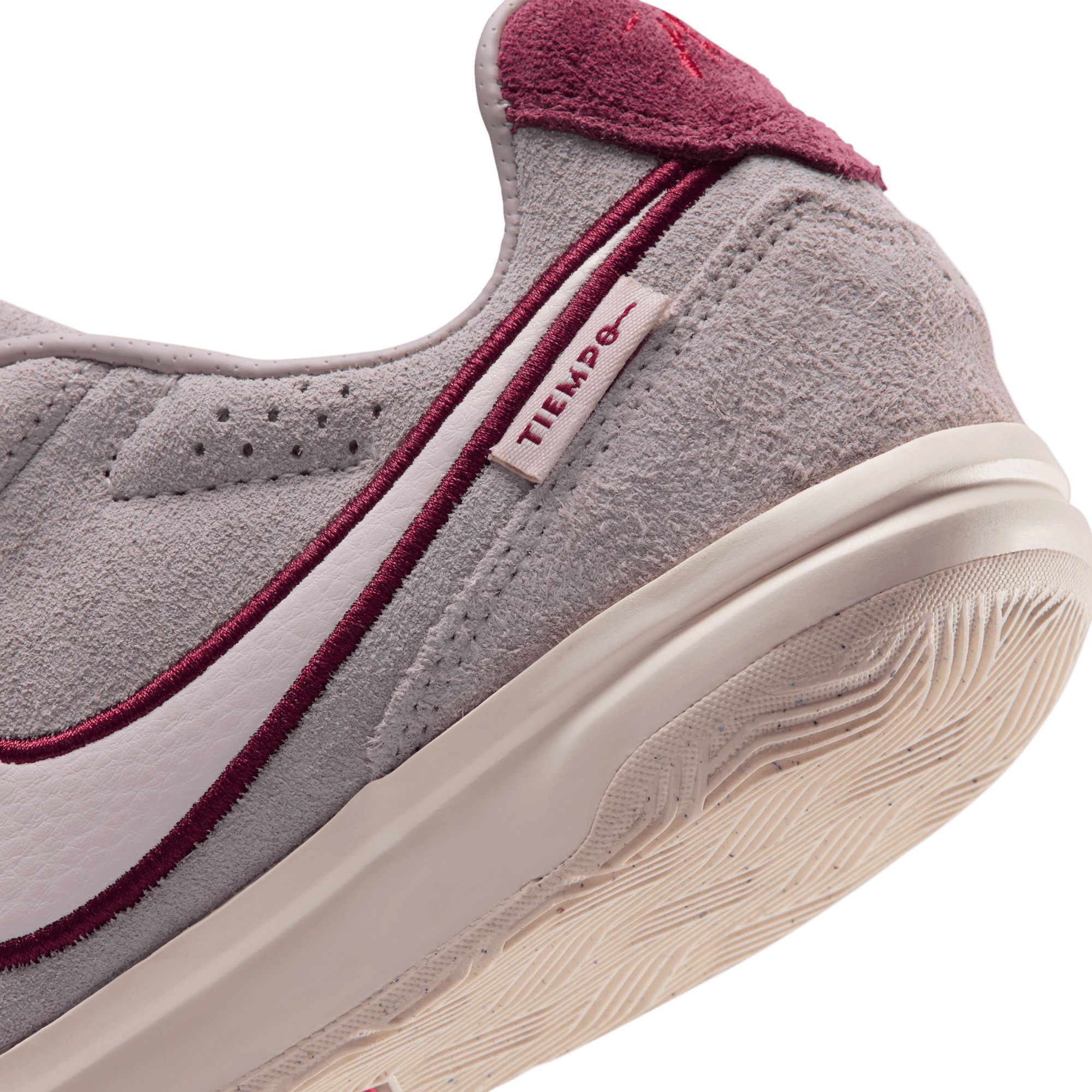 Nike Kids' Tiempo Streetgato Premium Indoor Soccer Shoes product image