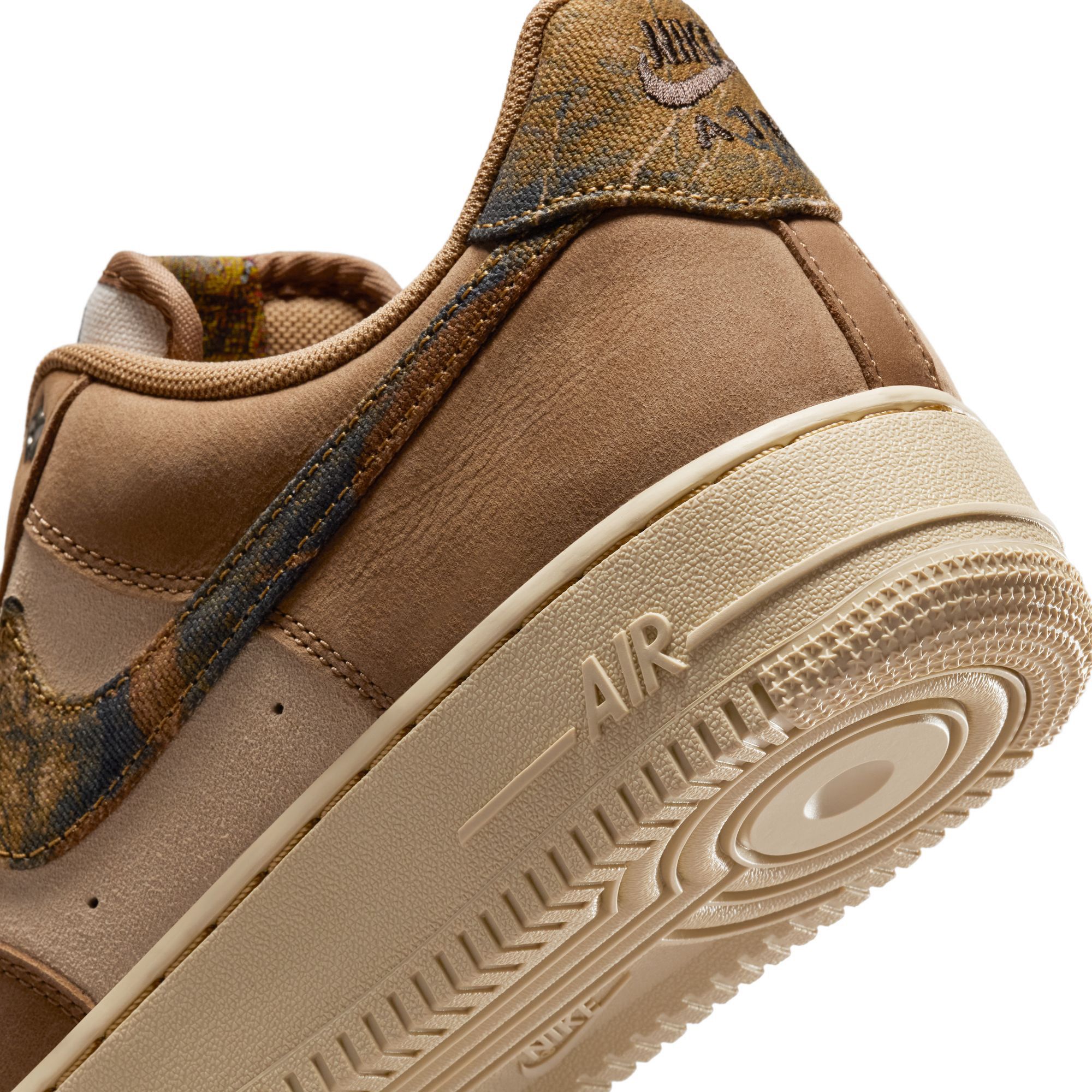 Nike Men's Air Force 1 '07 Shoes product image