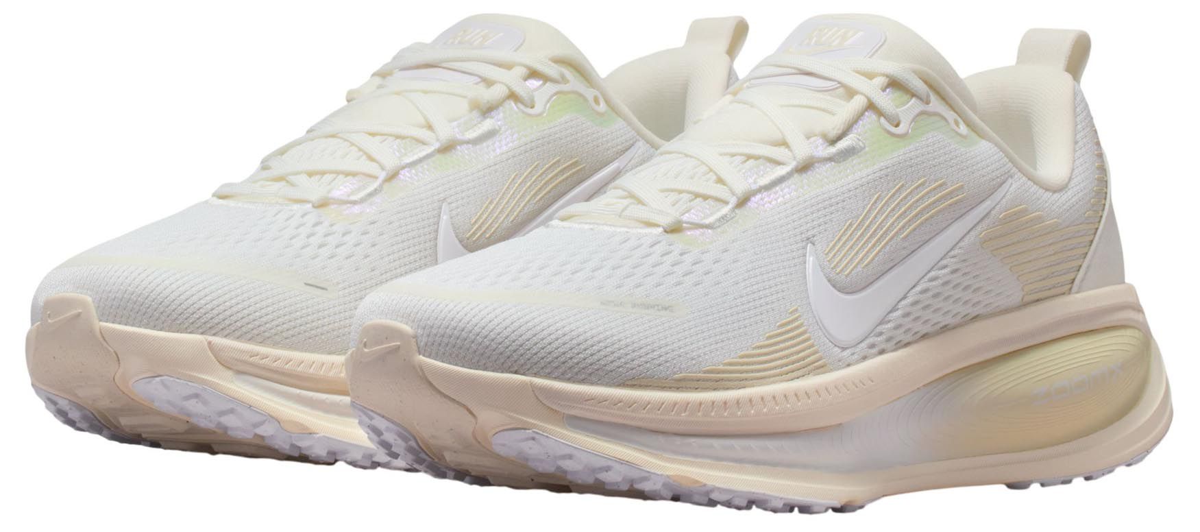 Nike Women's Vomero 18 Running Shoes product image