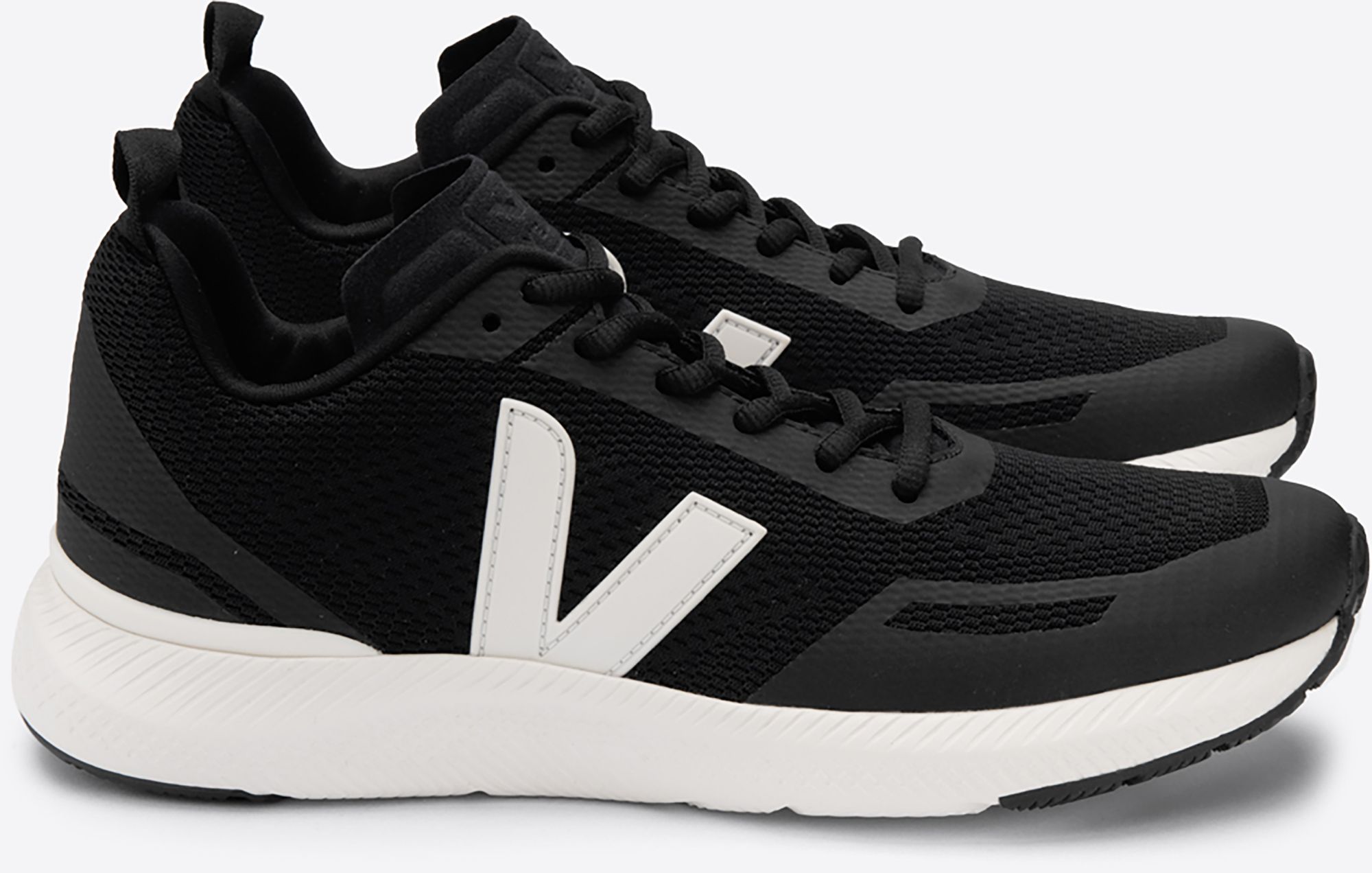 VEJA Men's Impala Shoes product image