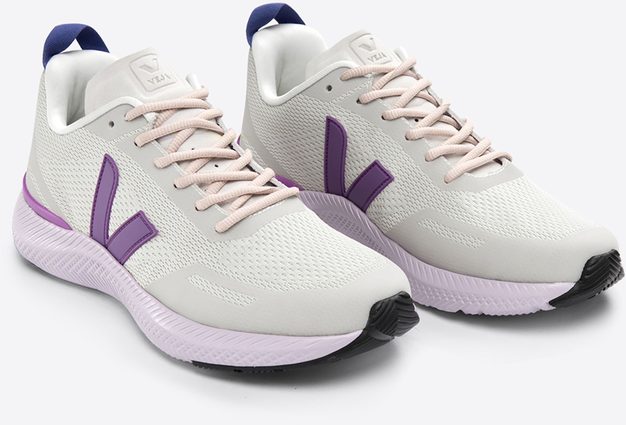 VEJA Women's Impala Shoes product image