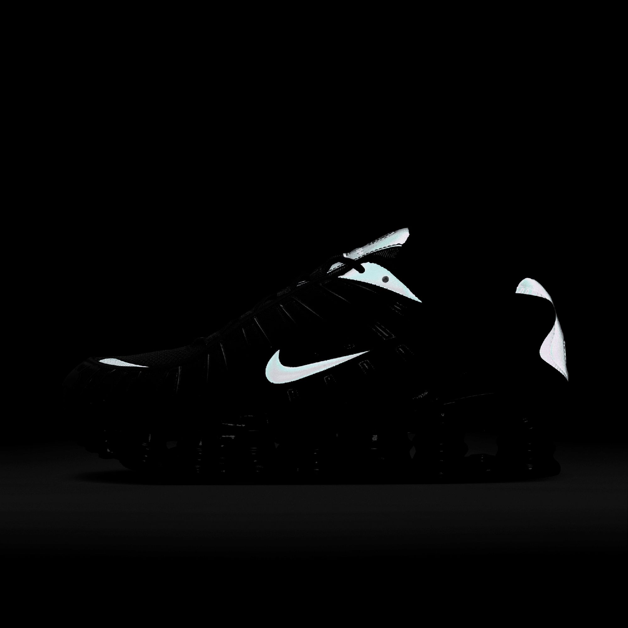 Nike Men's Shox TL Shoes product image