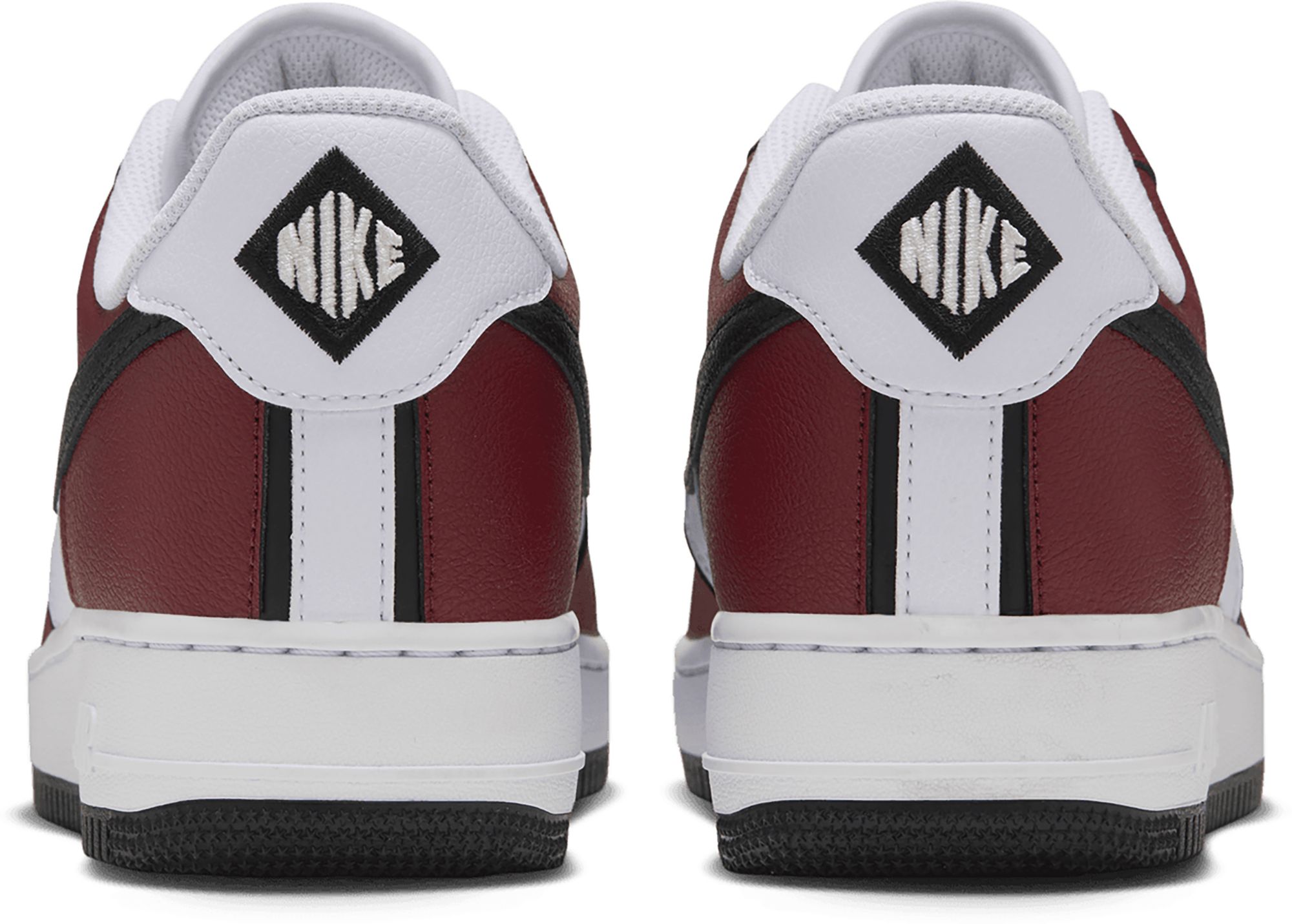 Nike Men's Air Force 1 '07 LV8 Shoes product image