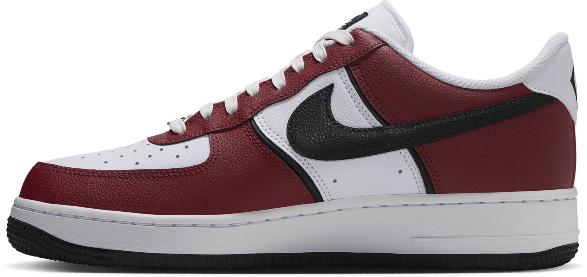 Nike Men's Air Force 1 '07 LV8 Shoes product image
