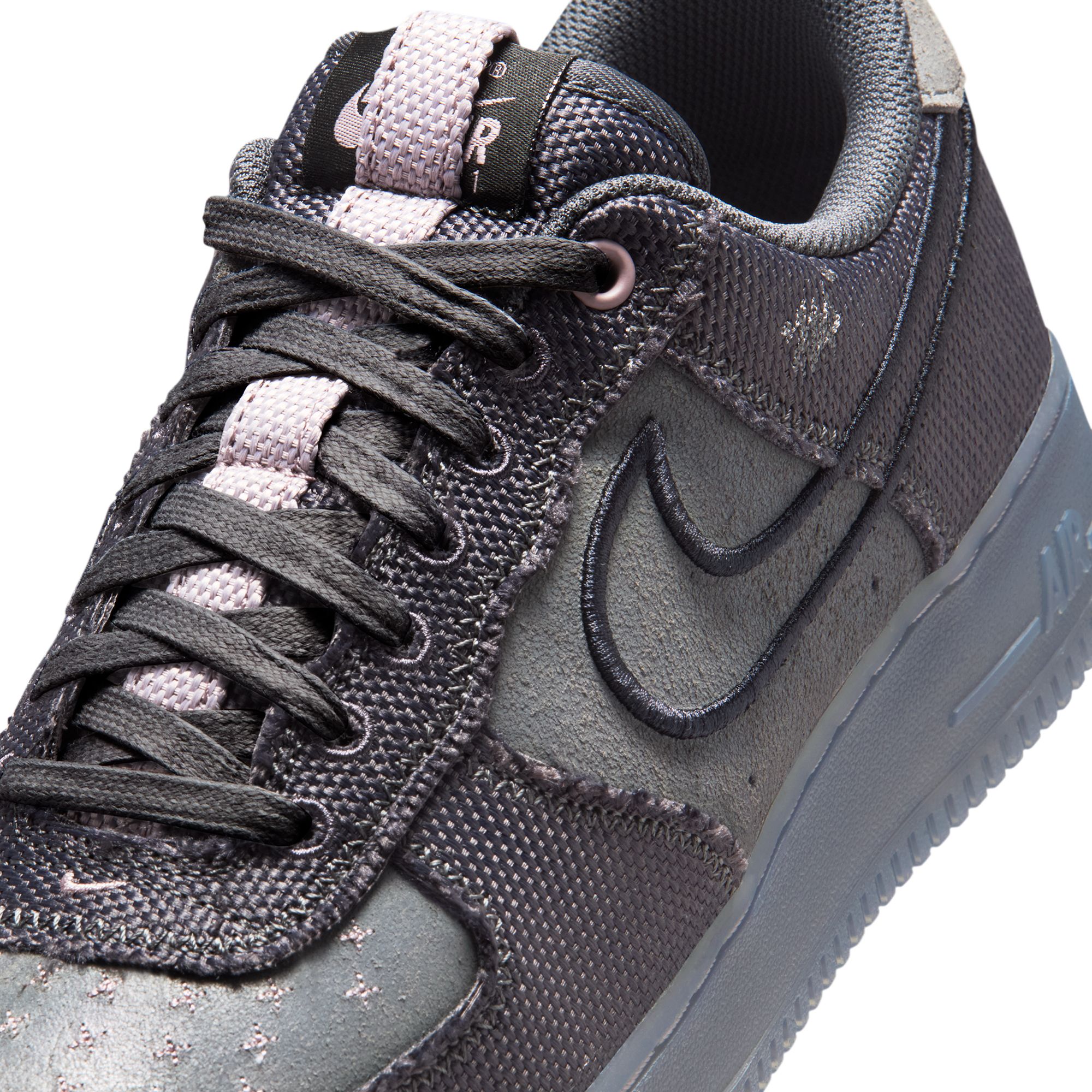 Nike Men's Air Force 1 '07 Shoes product image