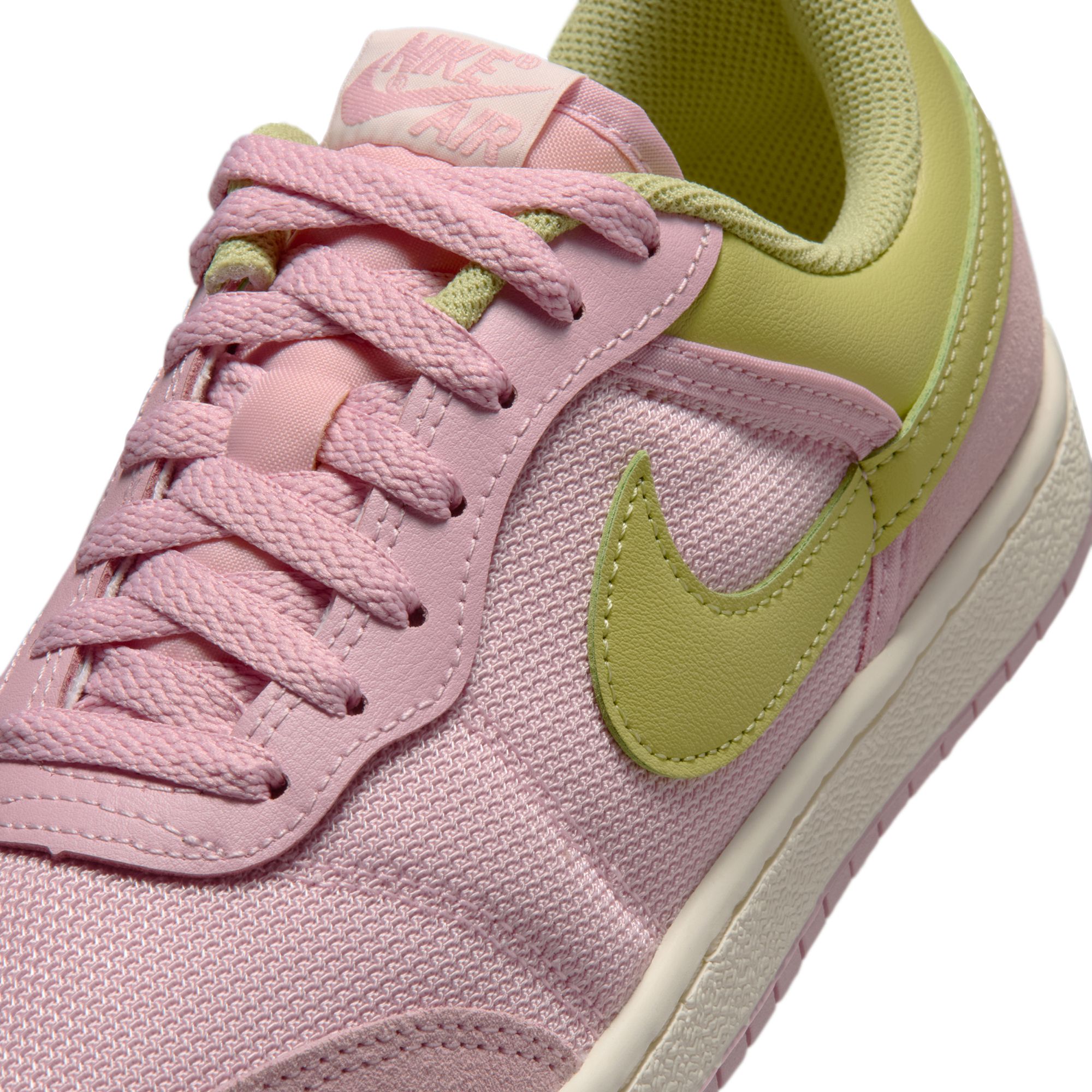 Air Jordan Skyline Low Women's Shoes product image